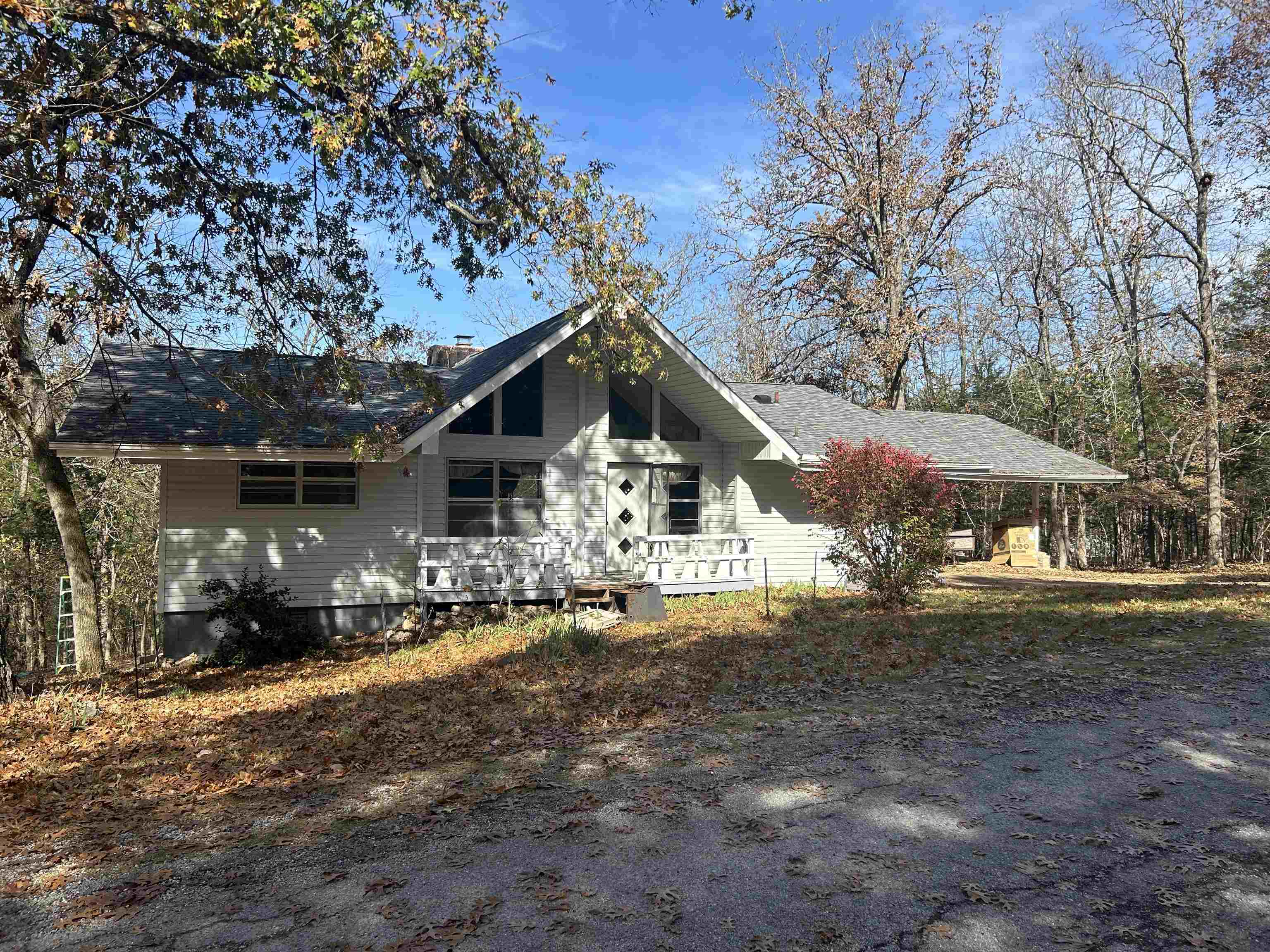 7 Ozoo  Cherokee Village, AR