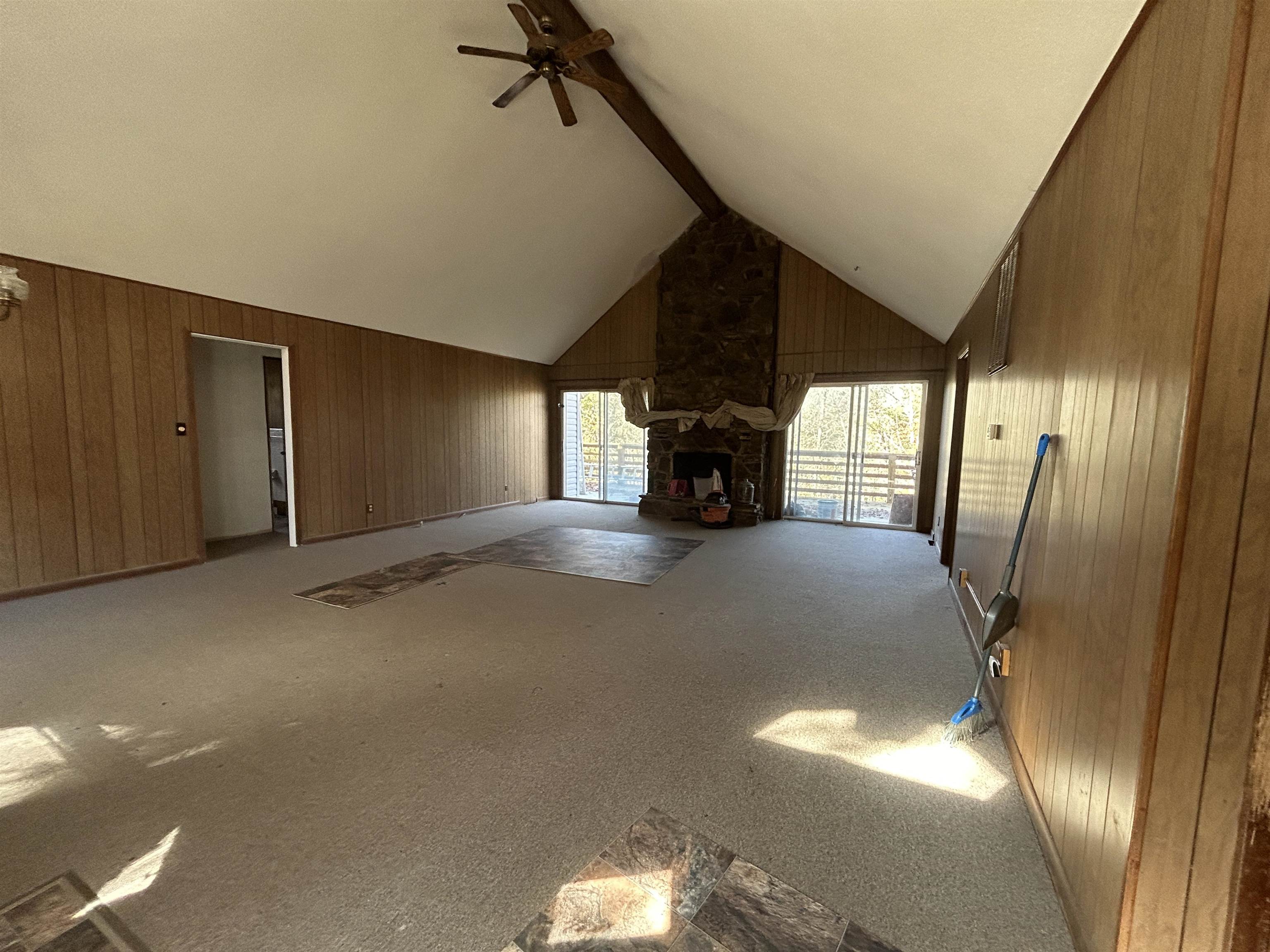 7 Ozoo  Cherokee Village, AR