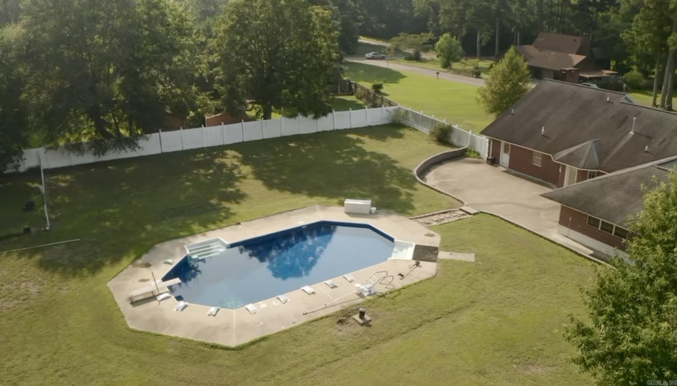 100 Long Meadow Drive De Queen, AR 71832