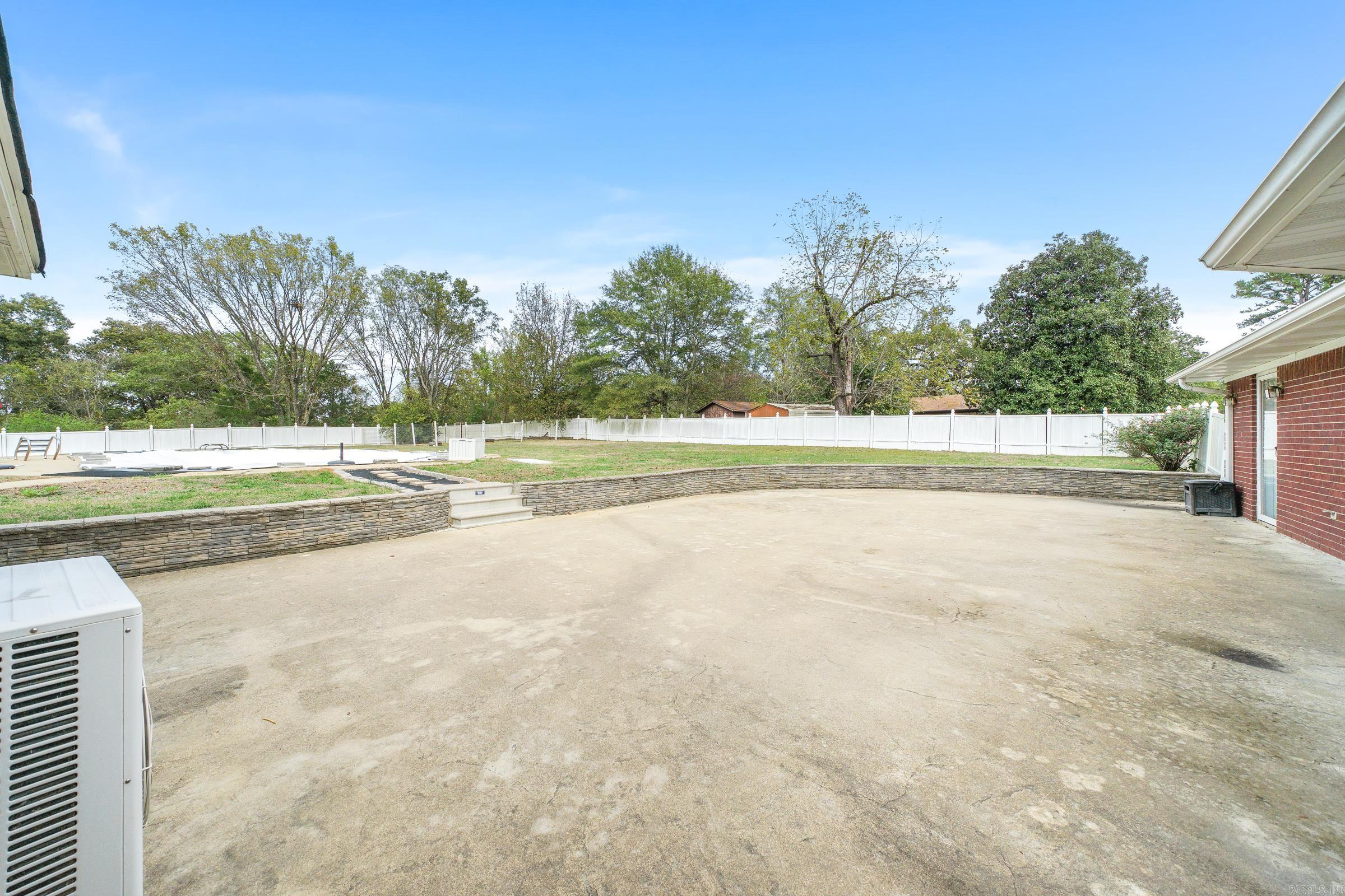 100 Long Meadow Drive De Queen, AR 71832