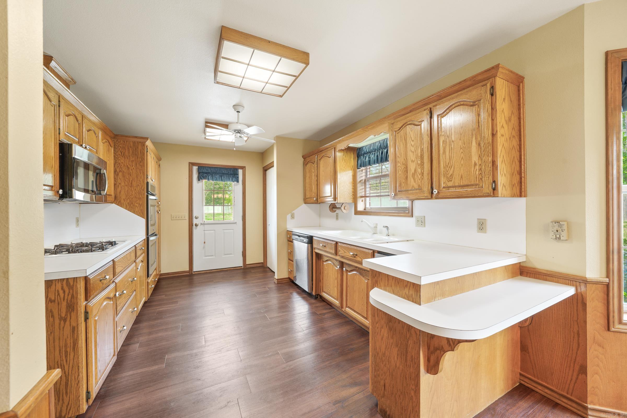 100 Long Meadow Drive De Queen, AR 71832