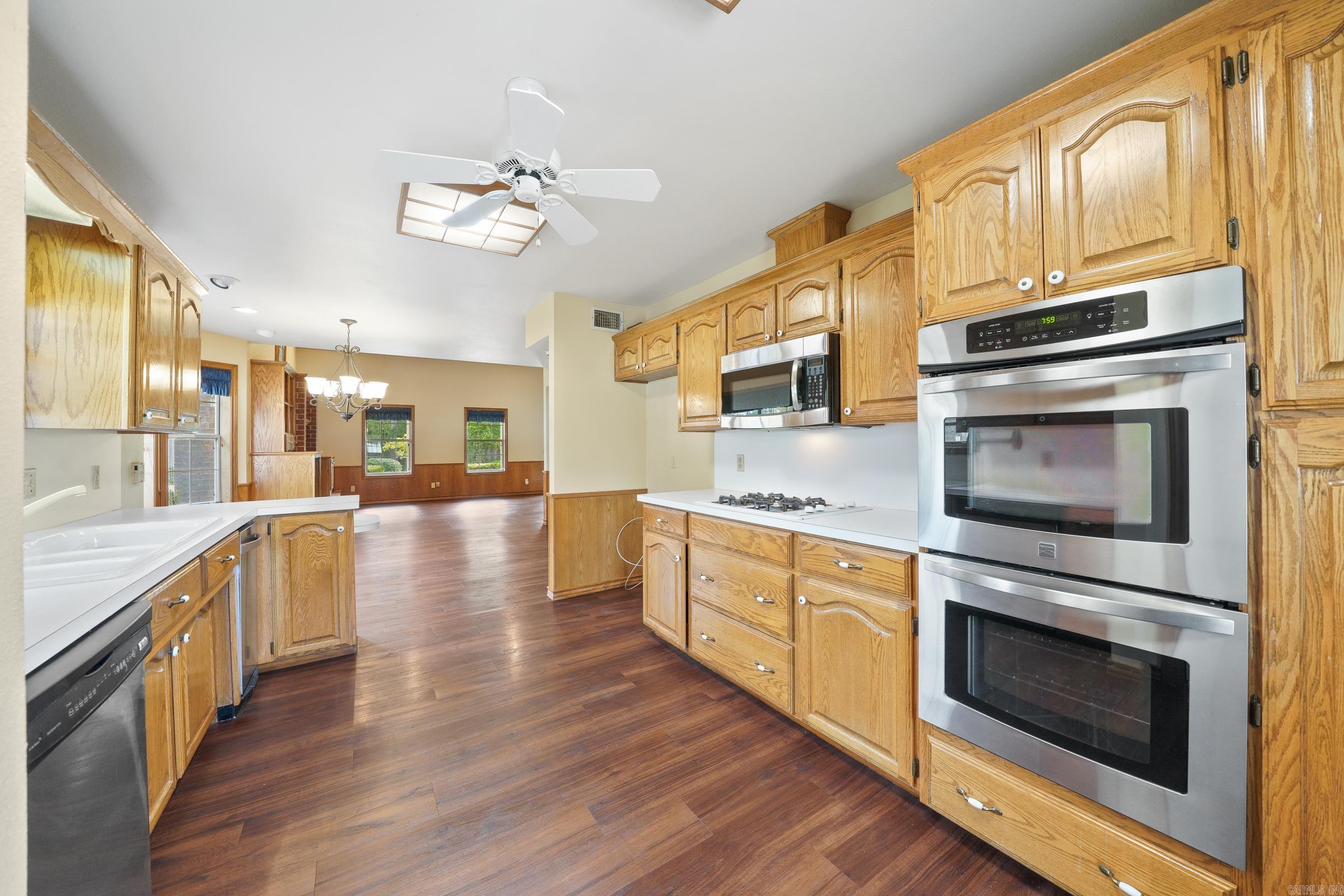 100 Long Meadow Drive De Queen, AR 71832