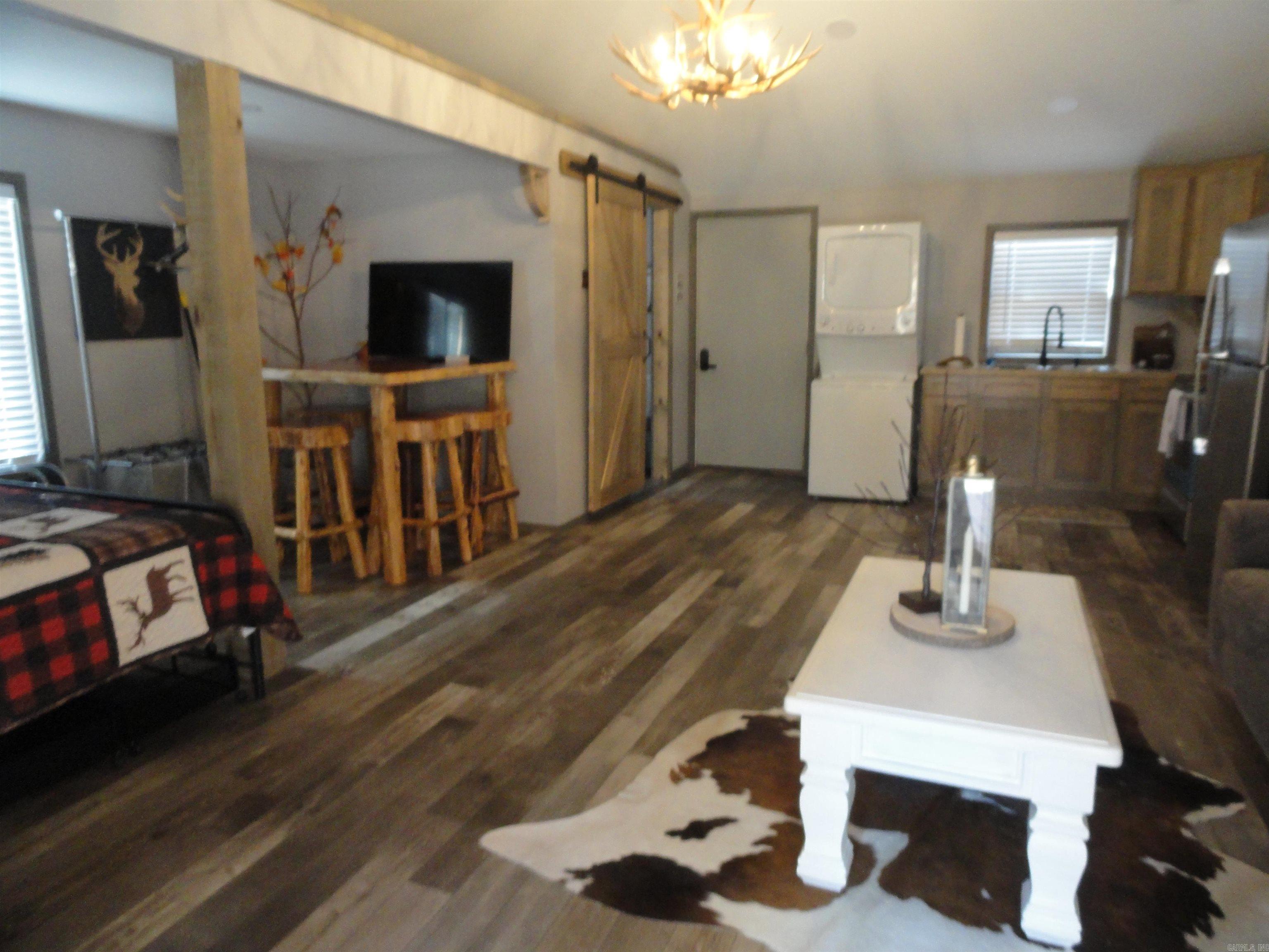 305 Deer Run Drive Leslie, AR 72645