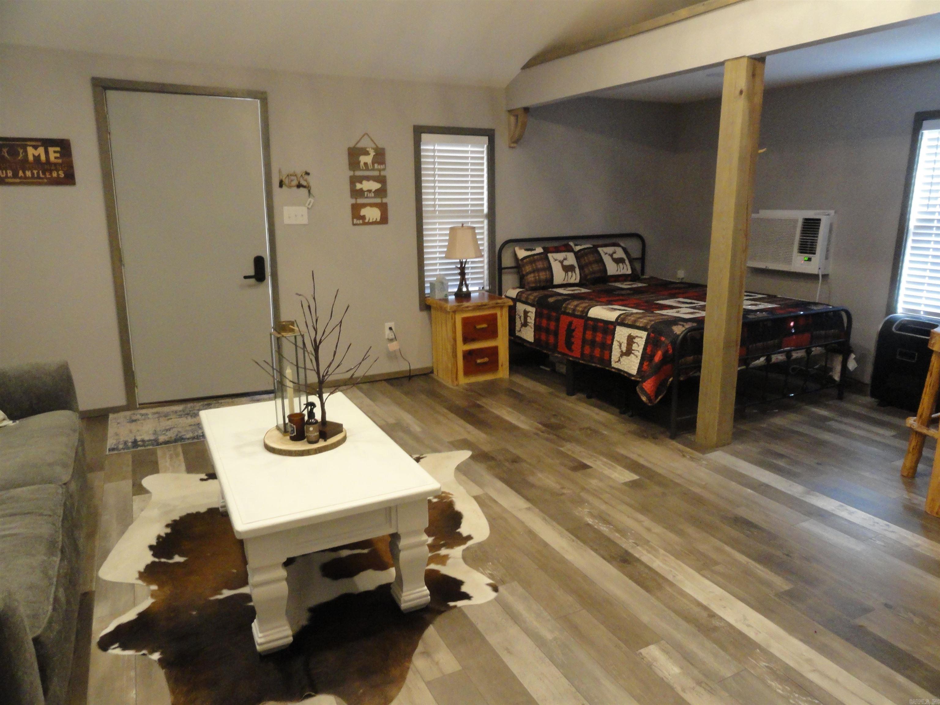 305 Deer Run Drive Leslie, AR 72645