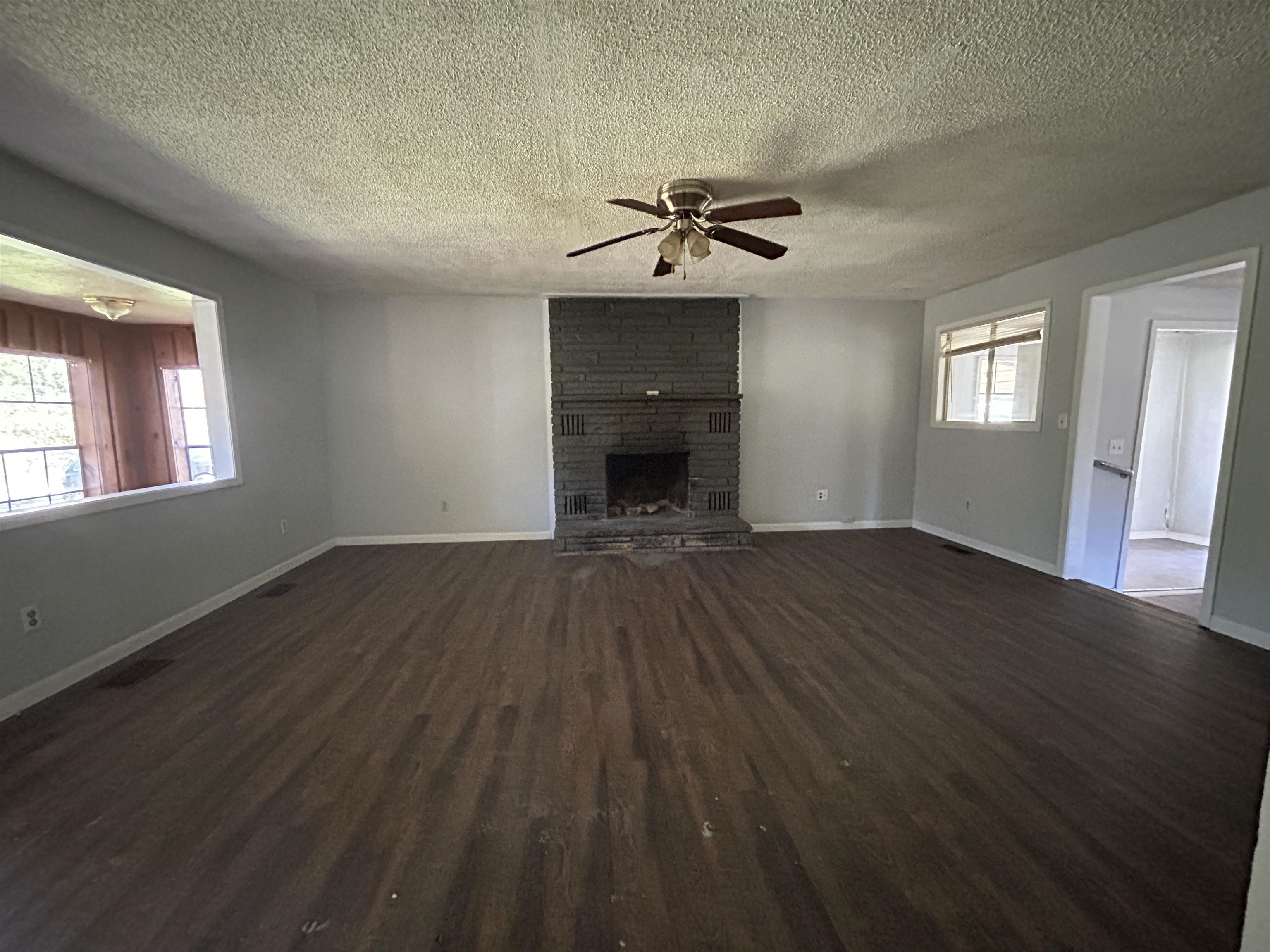 25 Arrowhead  Cherokee Village, AR