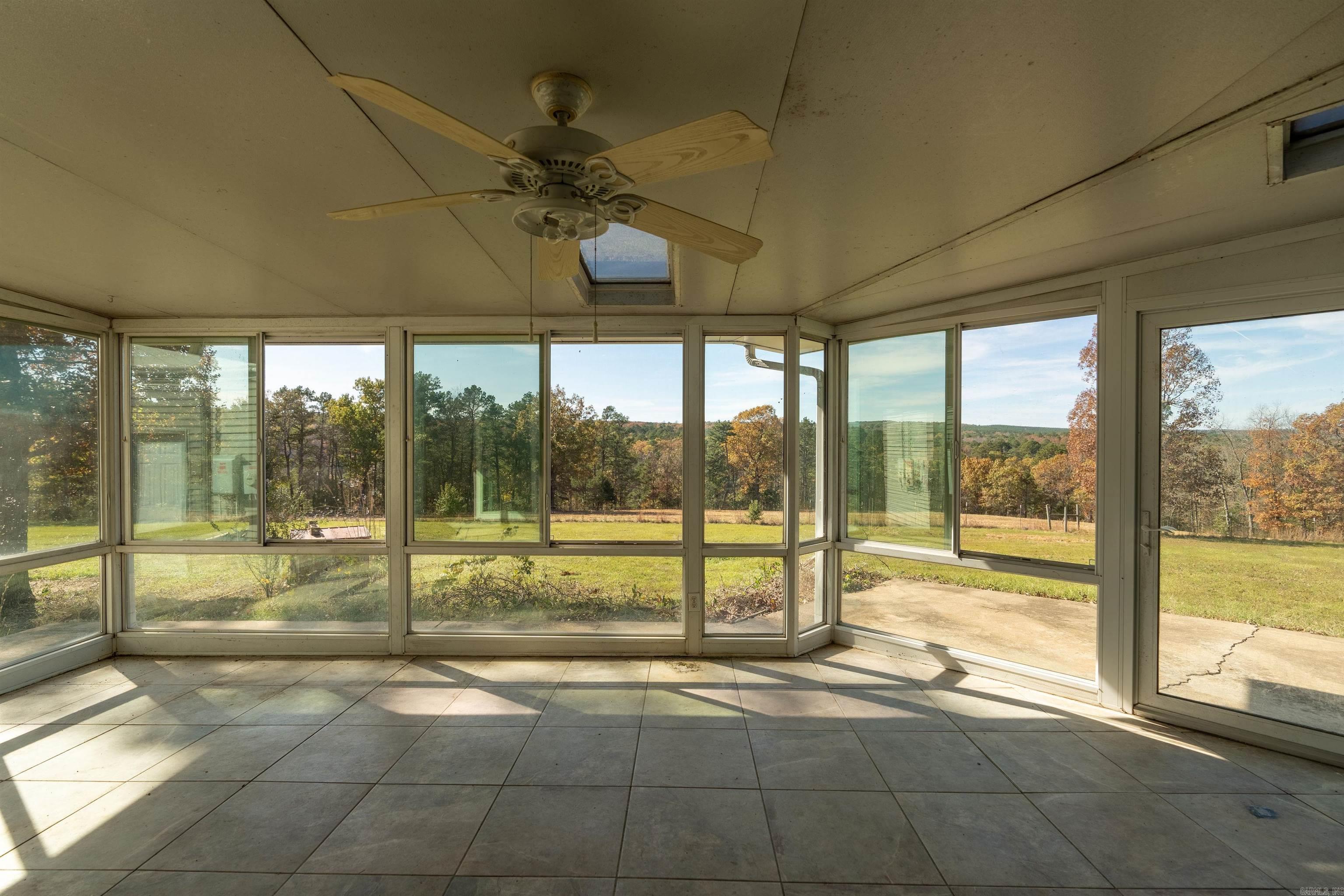 989 N Bayou  Concord, AR