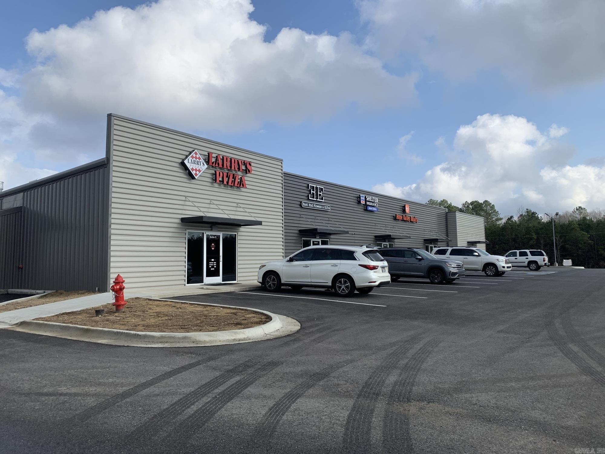 000 167 / Arch Street  Hensley, AR