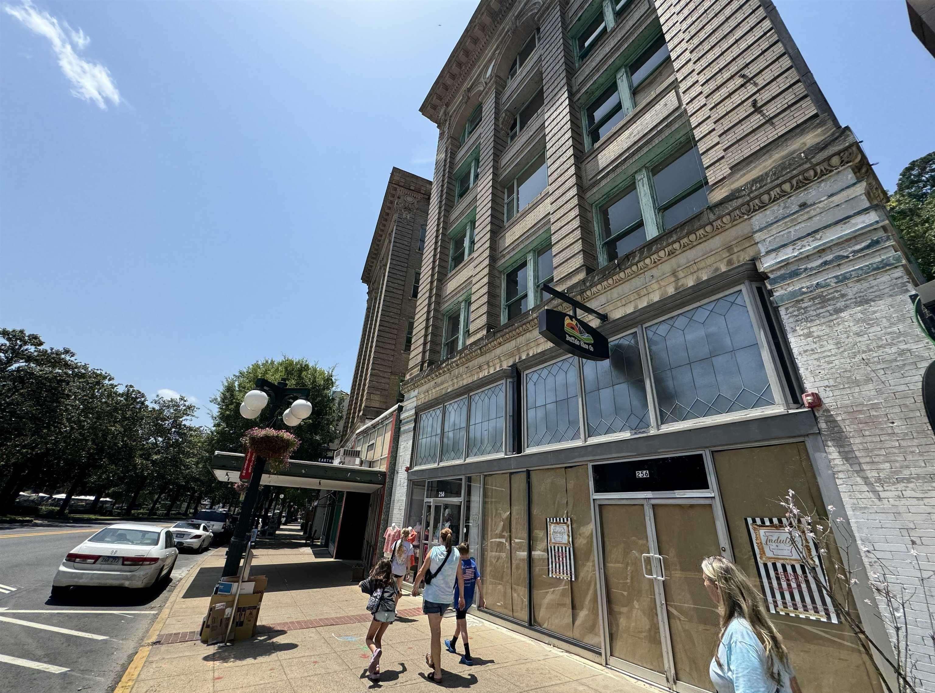 260 Central  Hot Springs, AR