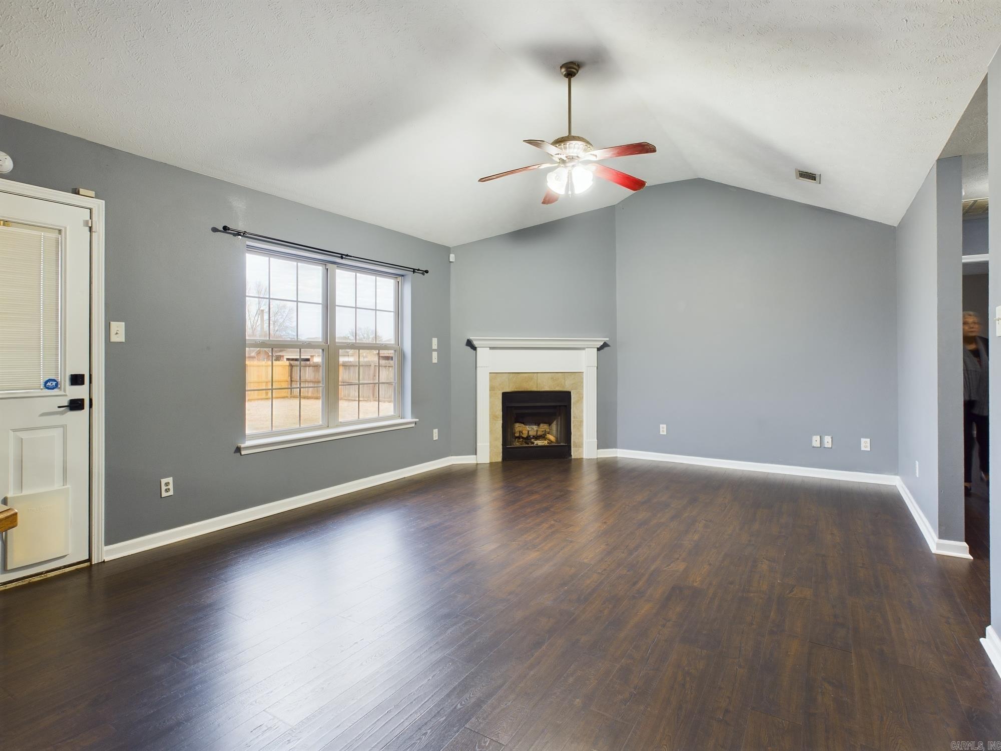38 Chickasaw Drive — photo 3