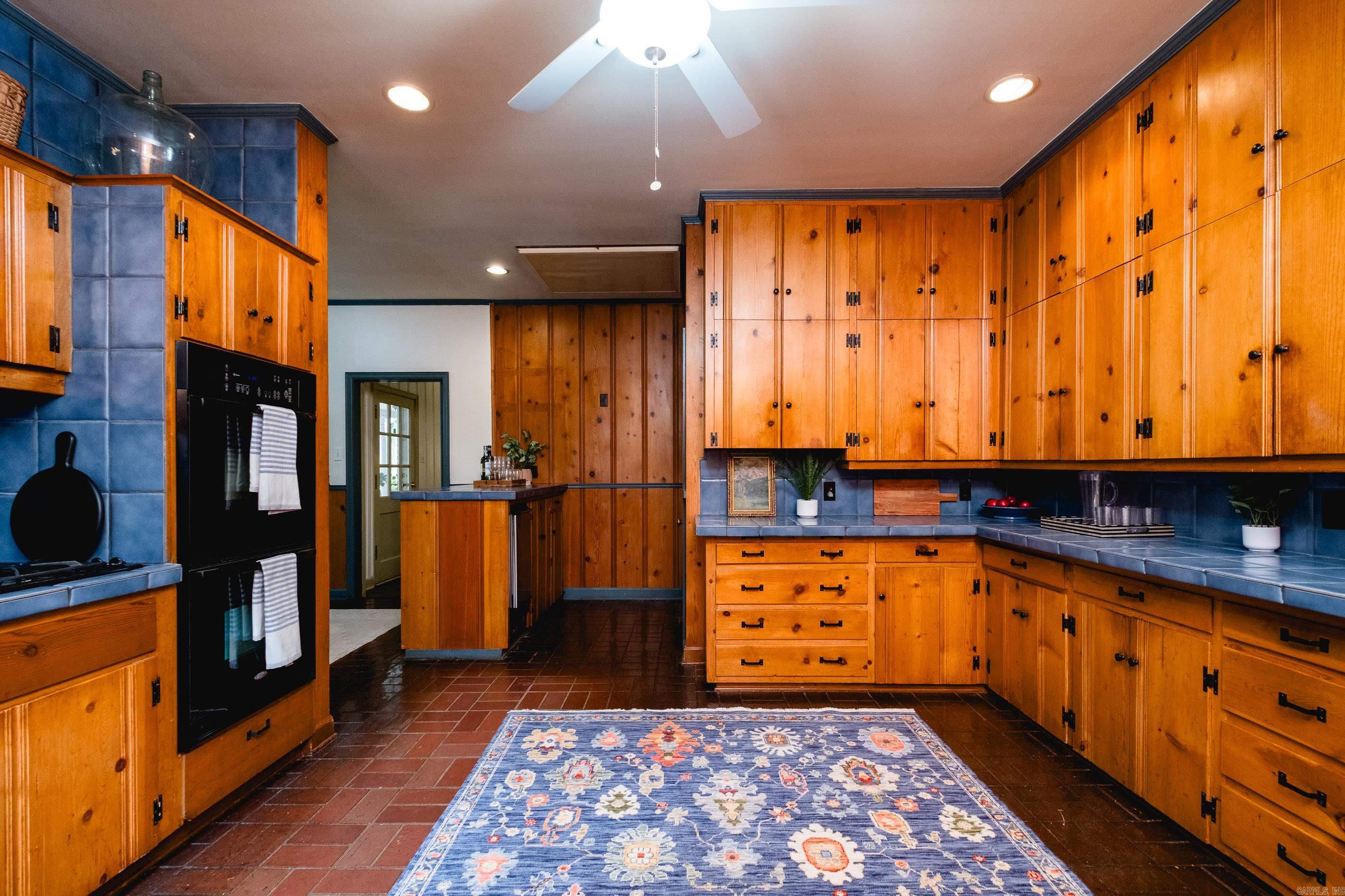 6320 Cantrell Road Little Rock, AR 72207