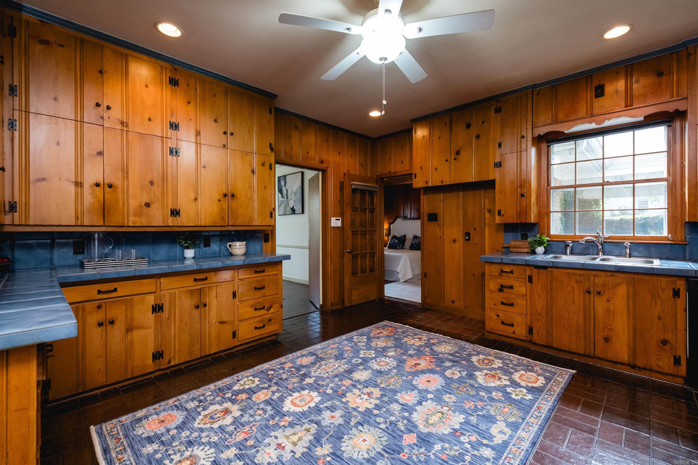 6320 Cantrell Road Little Rock, AR 72207