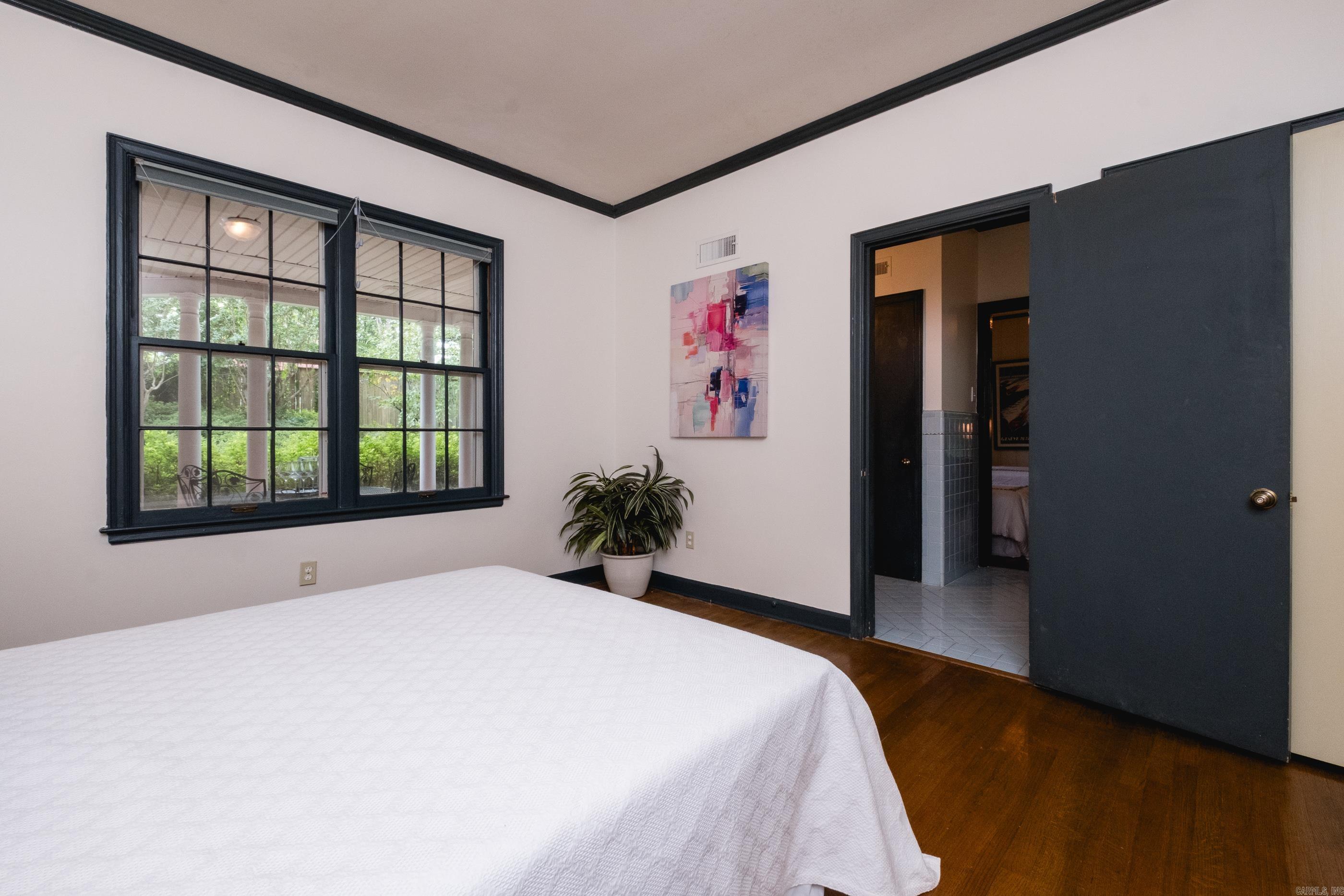 6320 Cantrell Road Little Rock, AR 72207