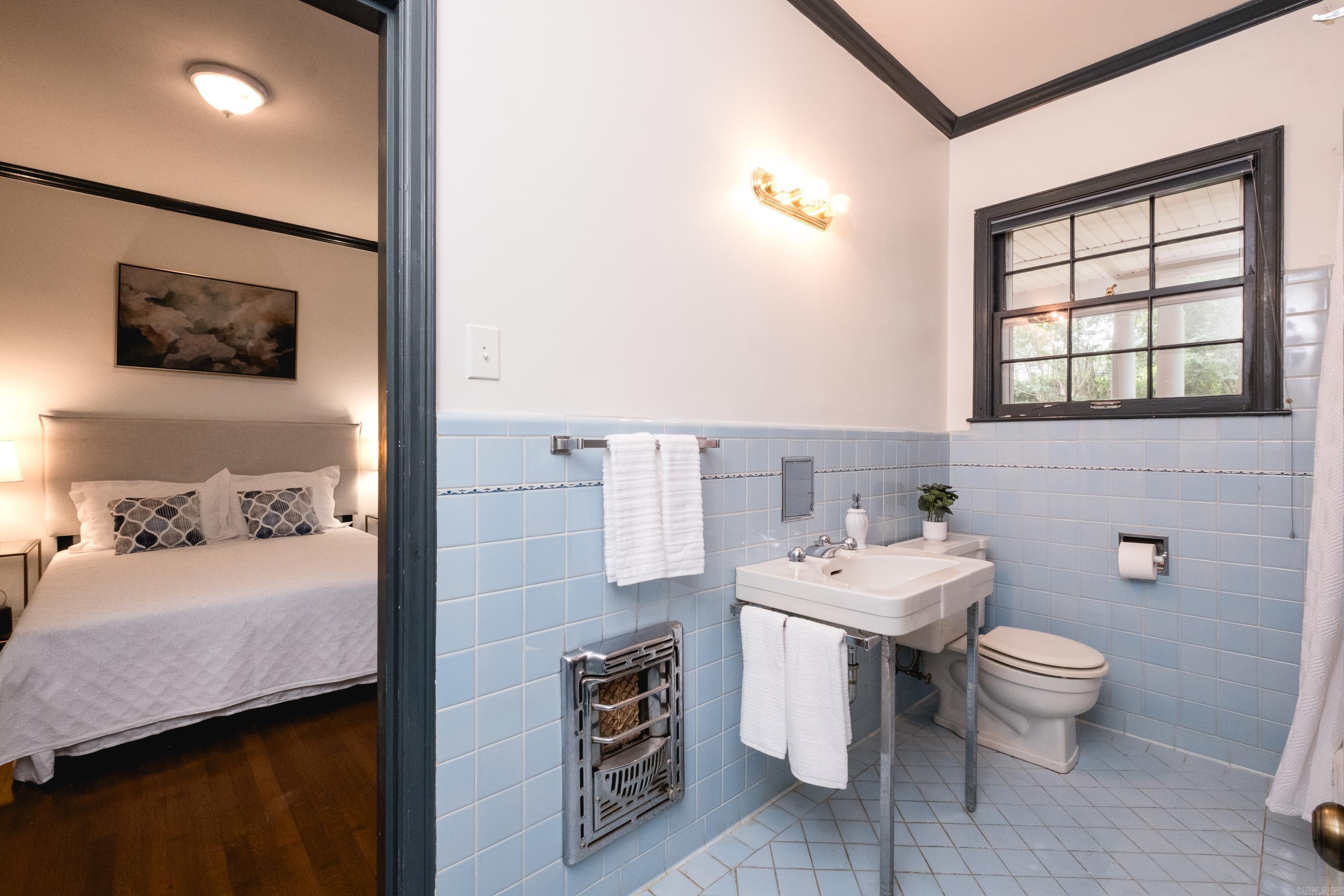 6320 Cantrell Road Little Rock, AR 72207