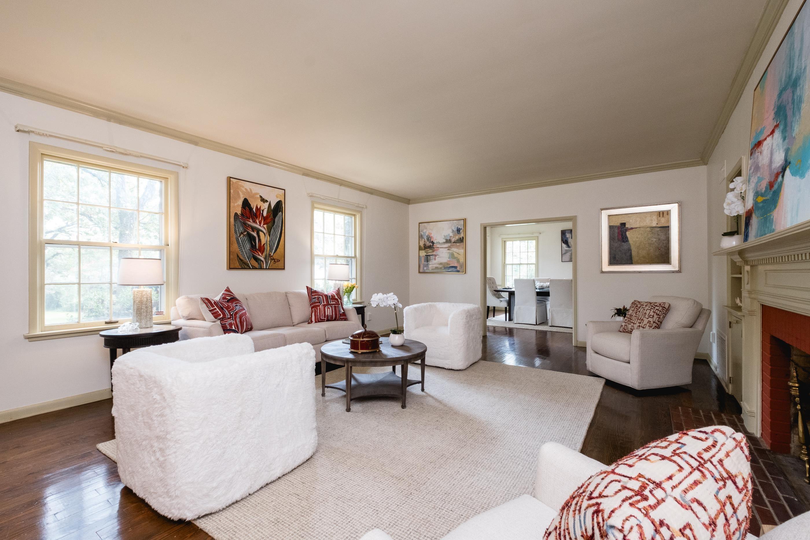 6320 Cantrell Road Little Rock, AR 72207