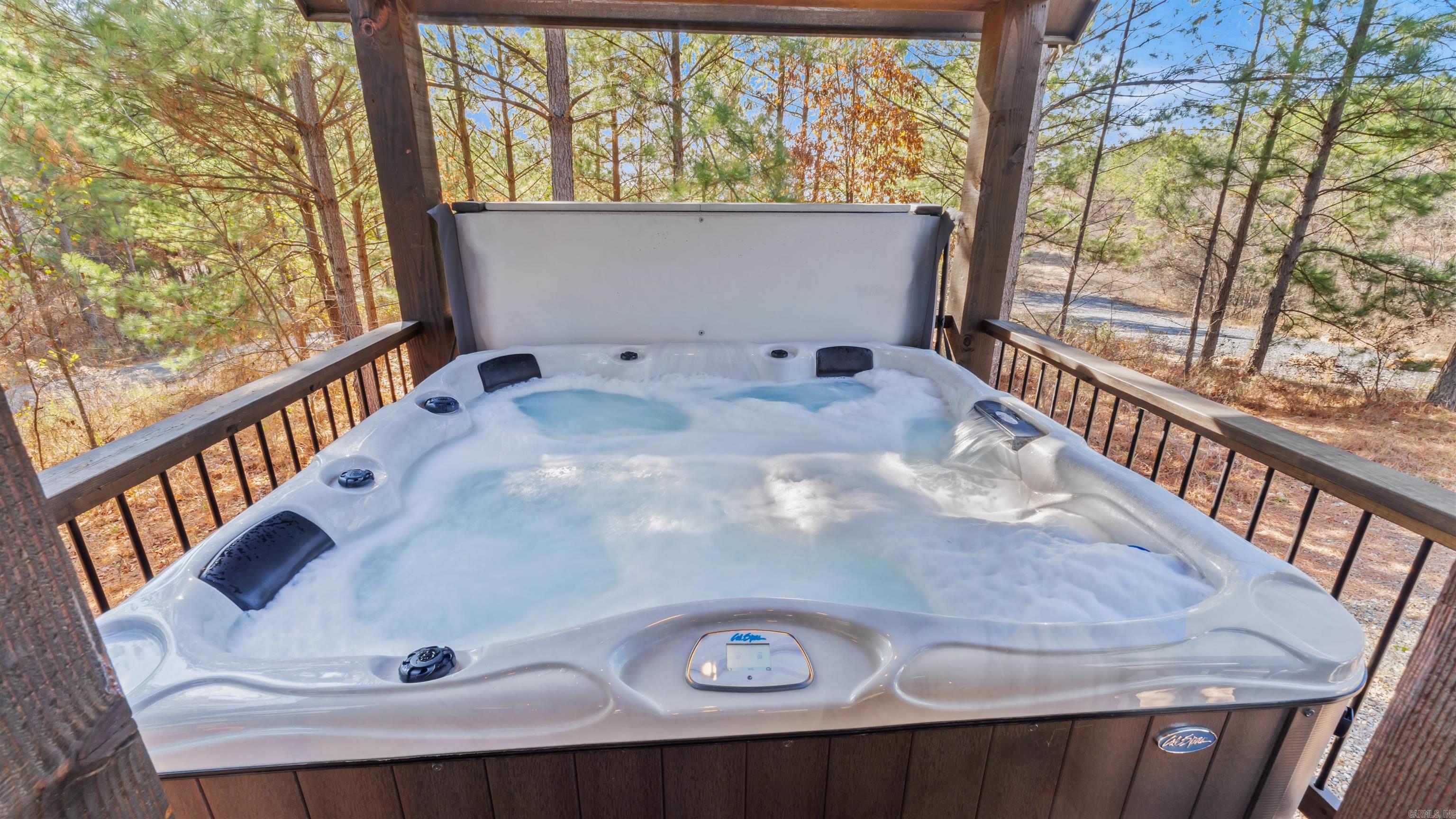 93 Twisted Pine  Hochatown, OK