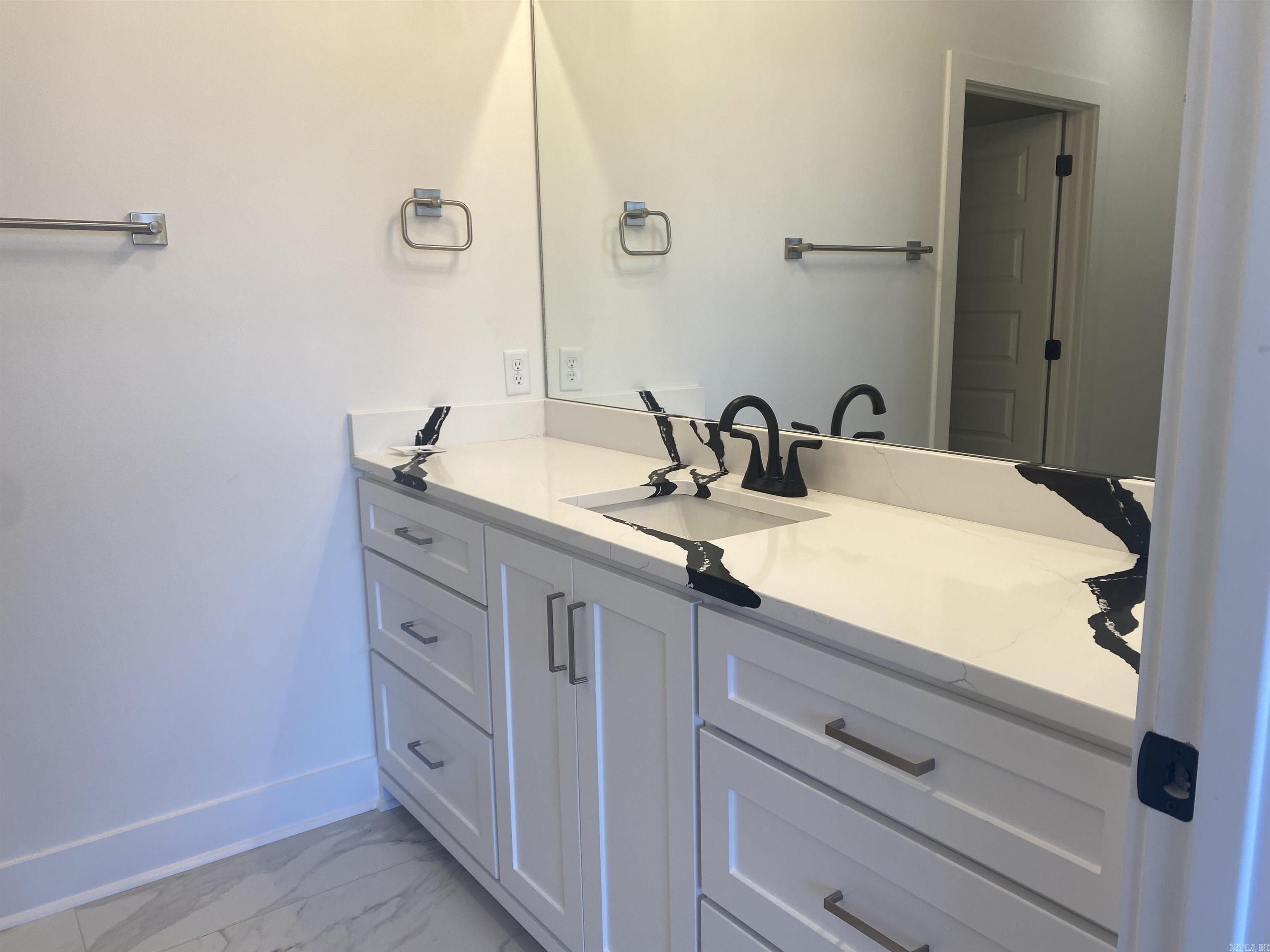 123 Edgewood Circle  Little Rock, AR