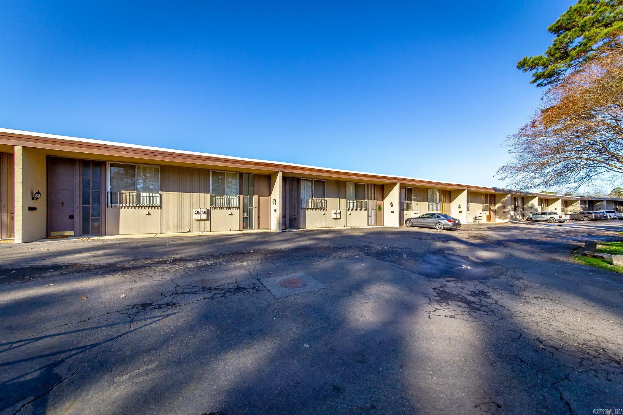 220 Sunset Bay  Hot Springs National Park, AR