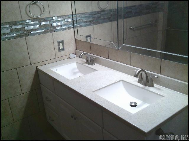 845 Hwy 365  Mayflower, AR