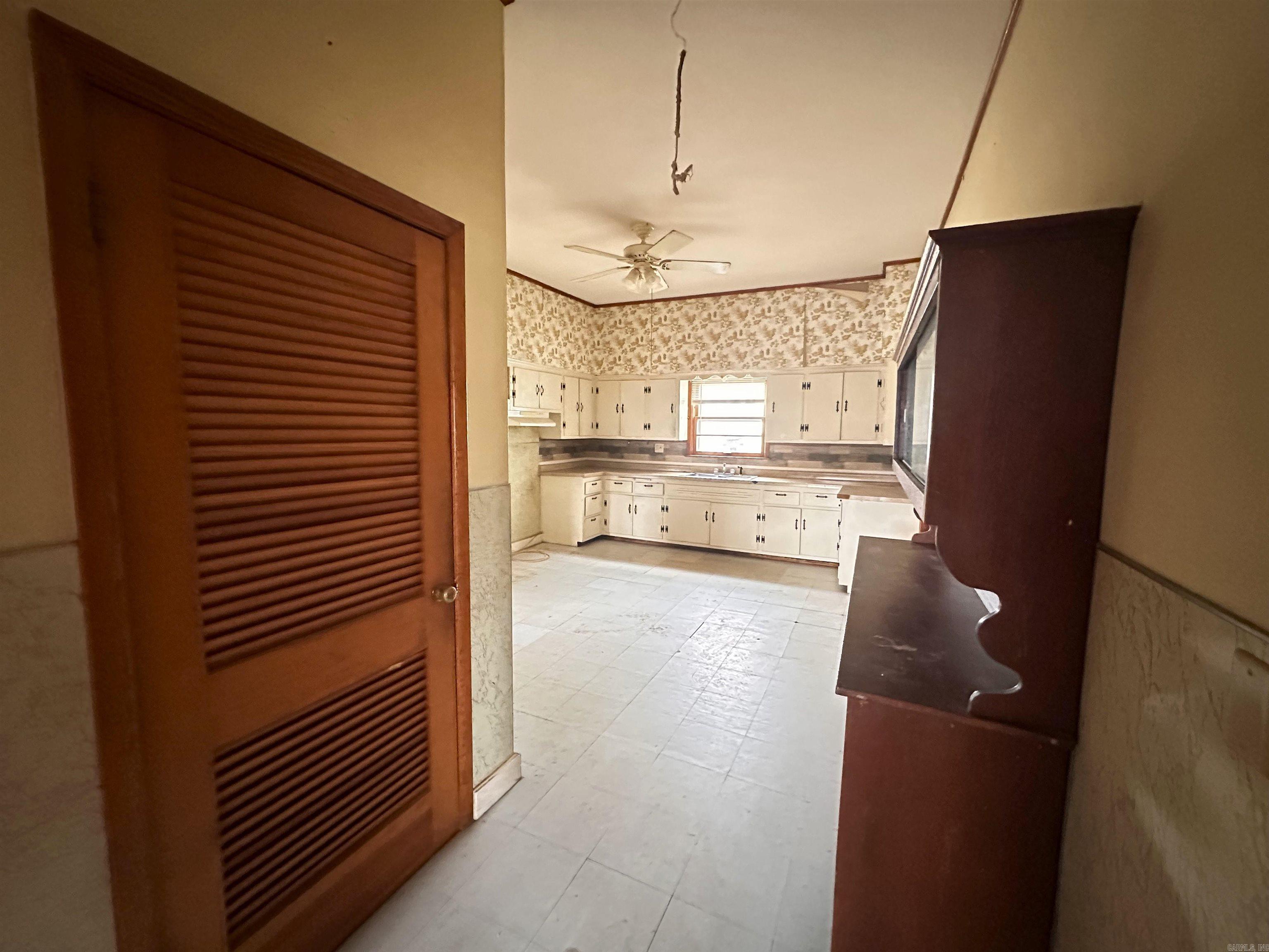 162 S 10th  Piggott, AR