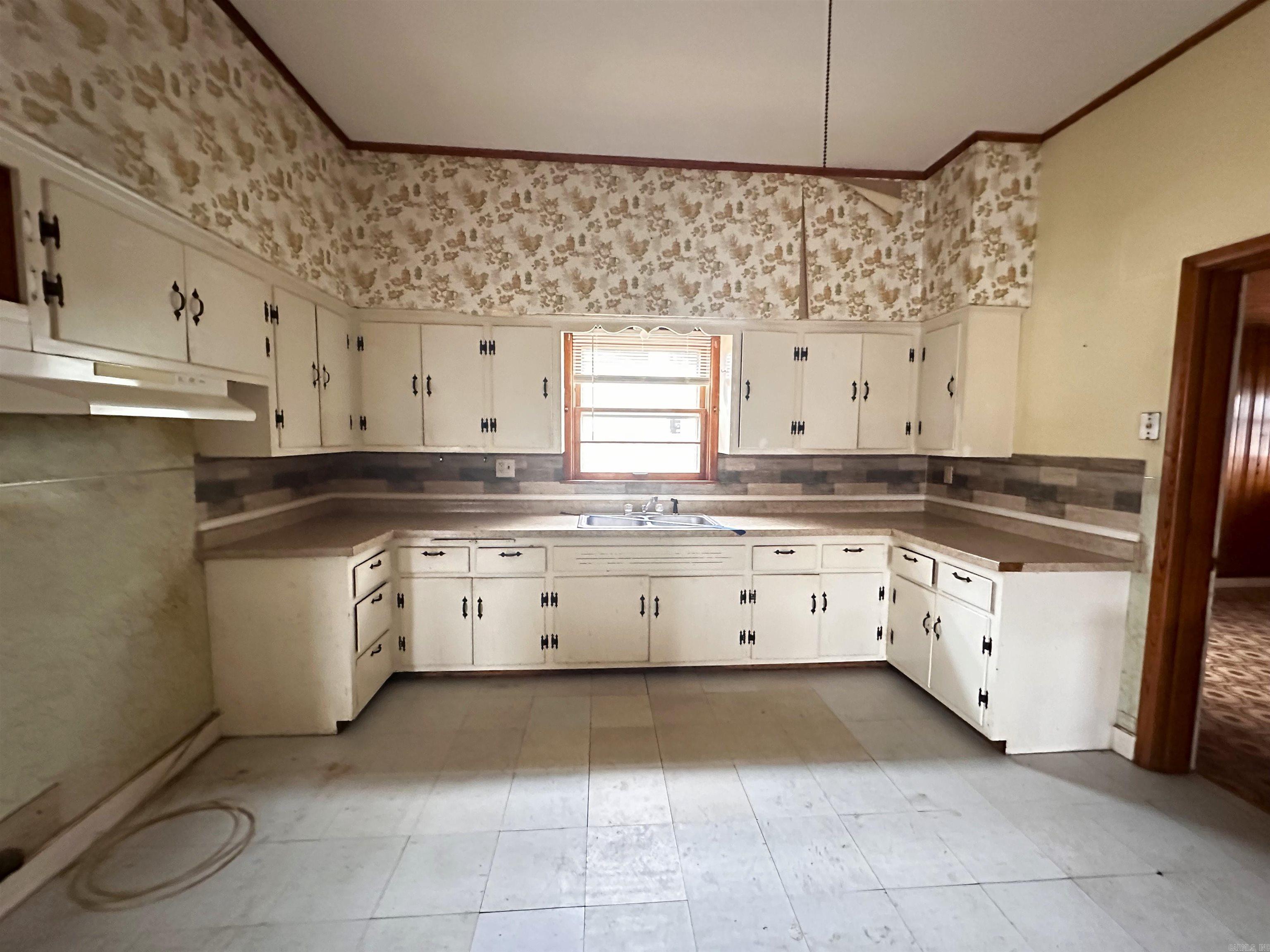 162 S 10th  Piggott, AR