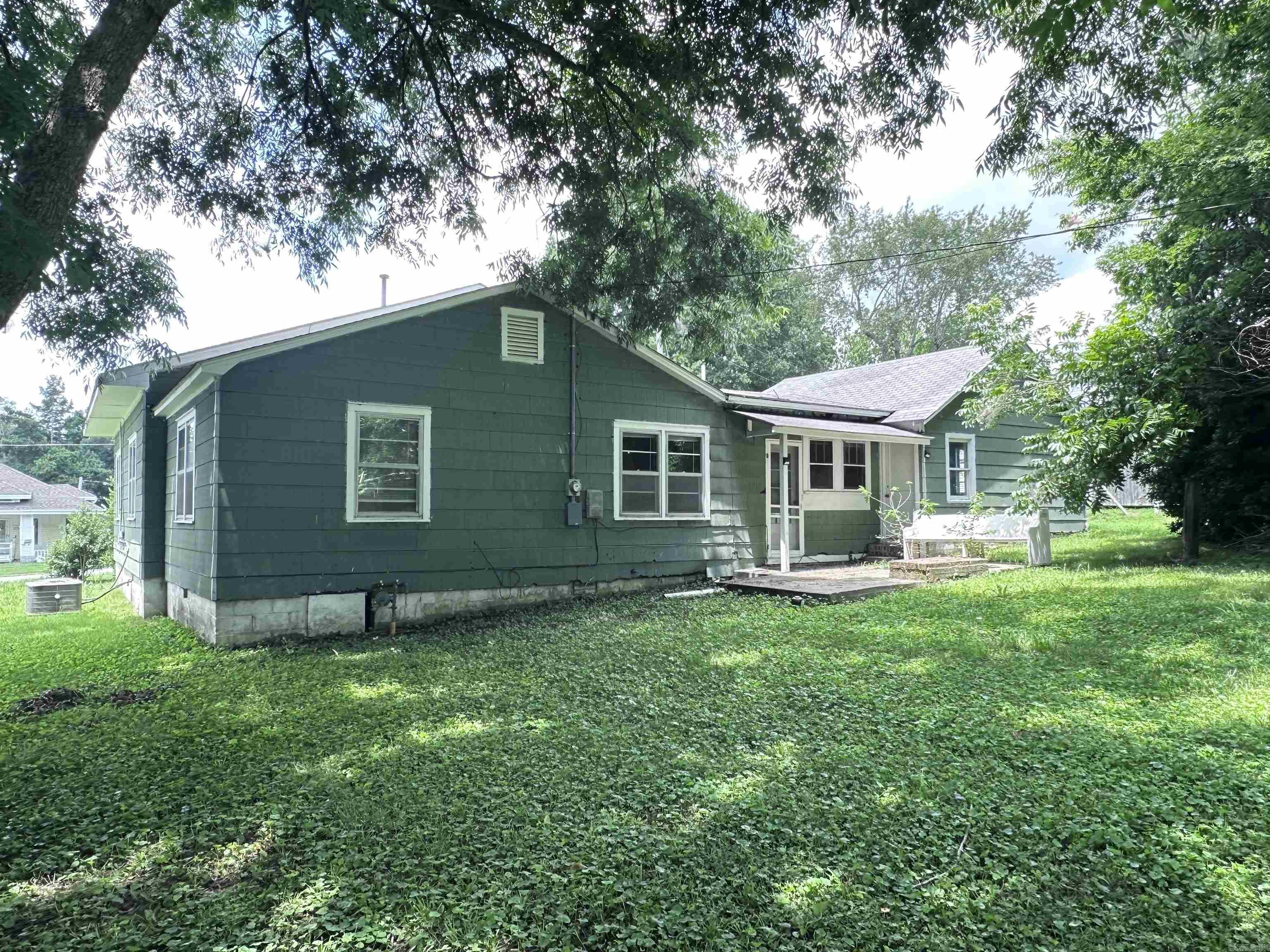 162 S 10th  Piggott, AR