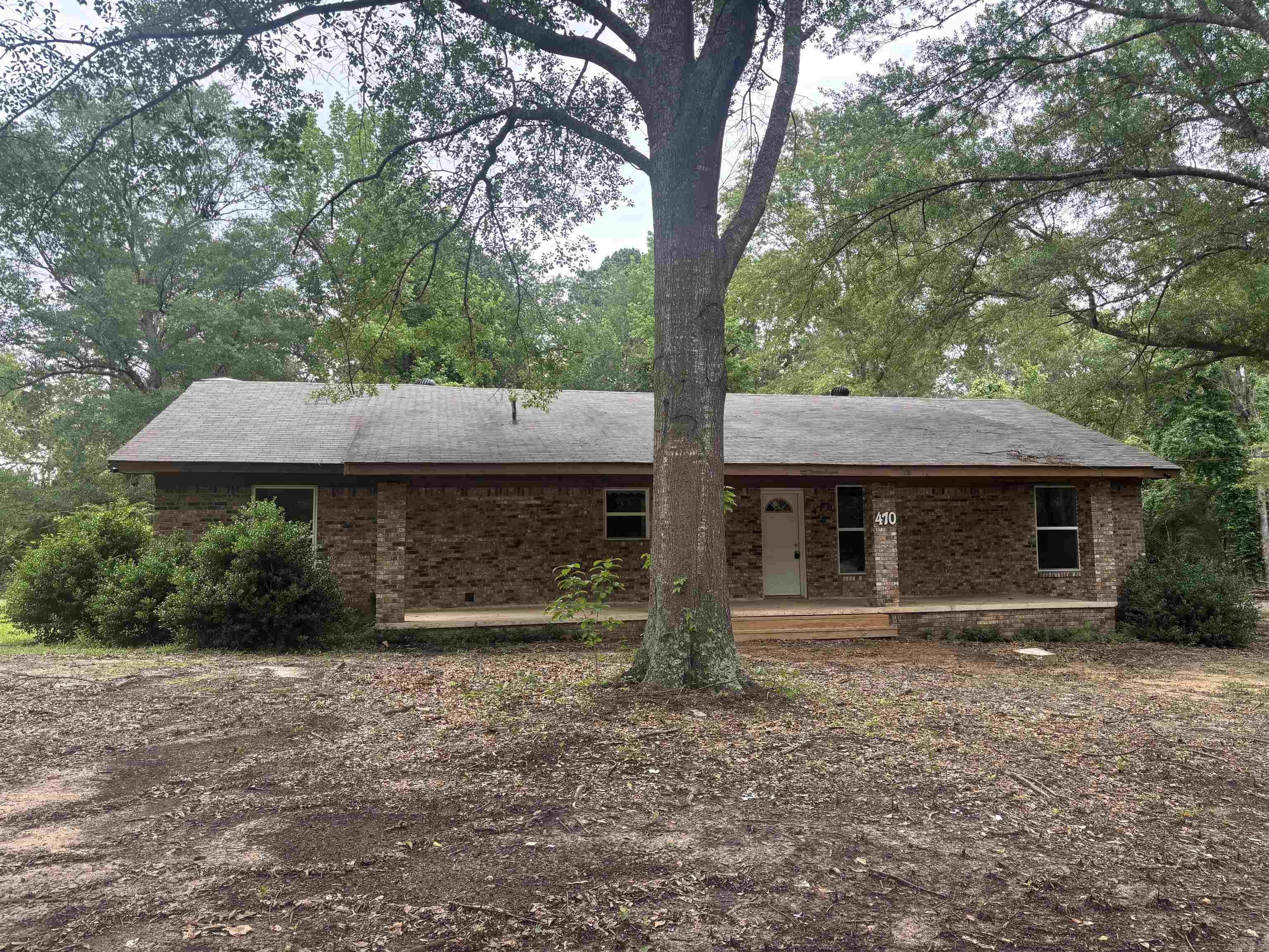 470 Fairview Rd Camden, AR 71701