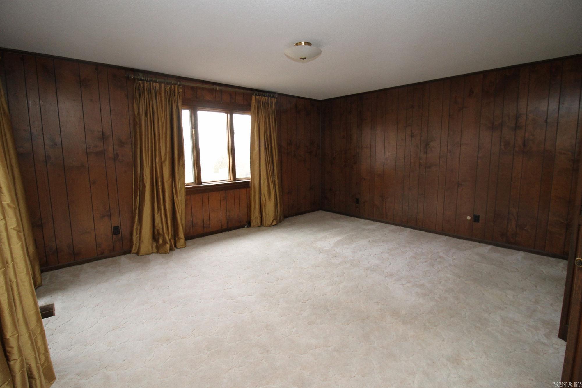 601 Hillview Drive Paragould, AR 72450-9573