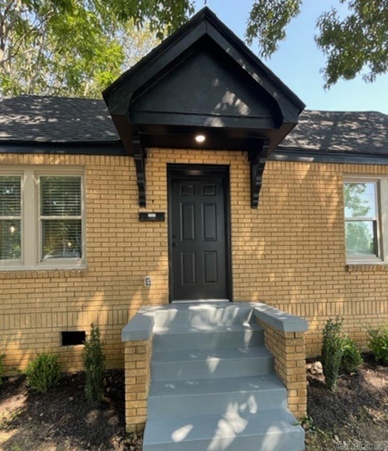 2323 S Izard Street Little Rock, AR 72206