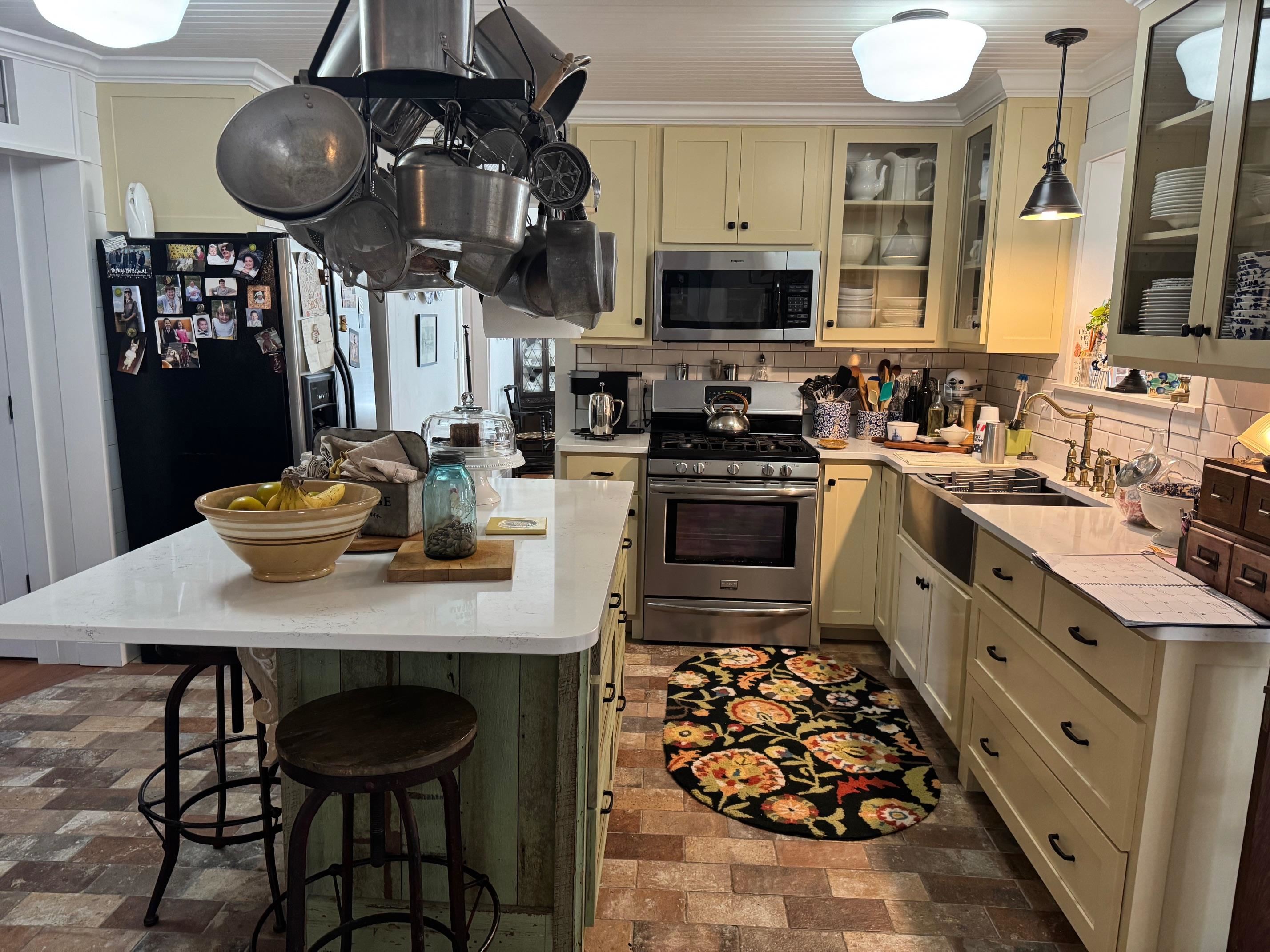 8041 U.S. 62  Ash Flat, AR