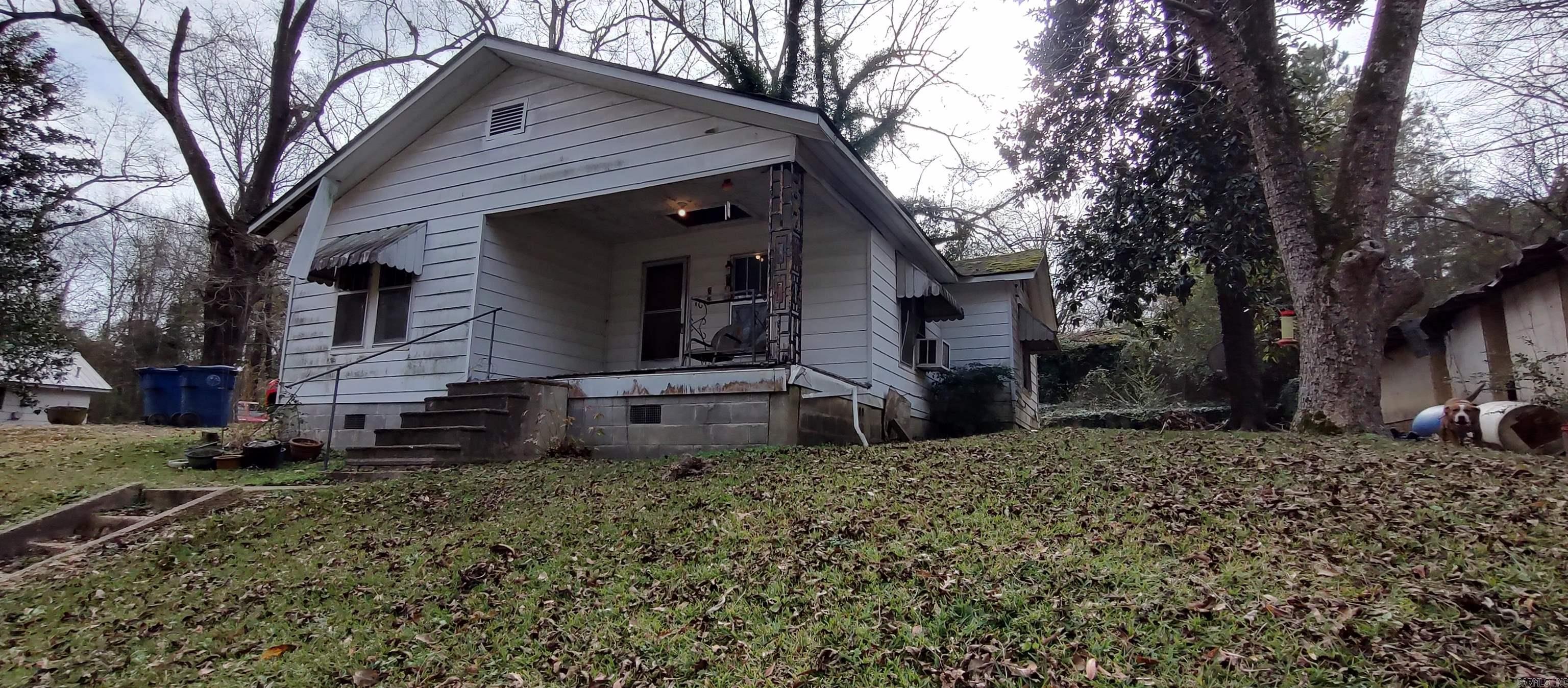 607 Elm Street Camden, AR 71701