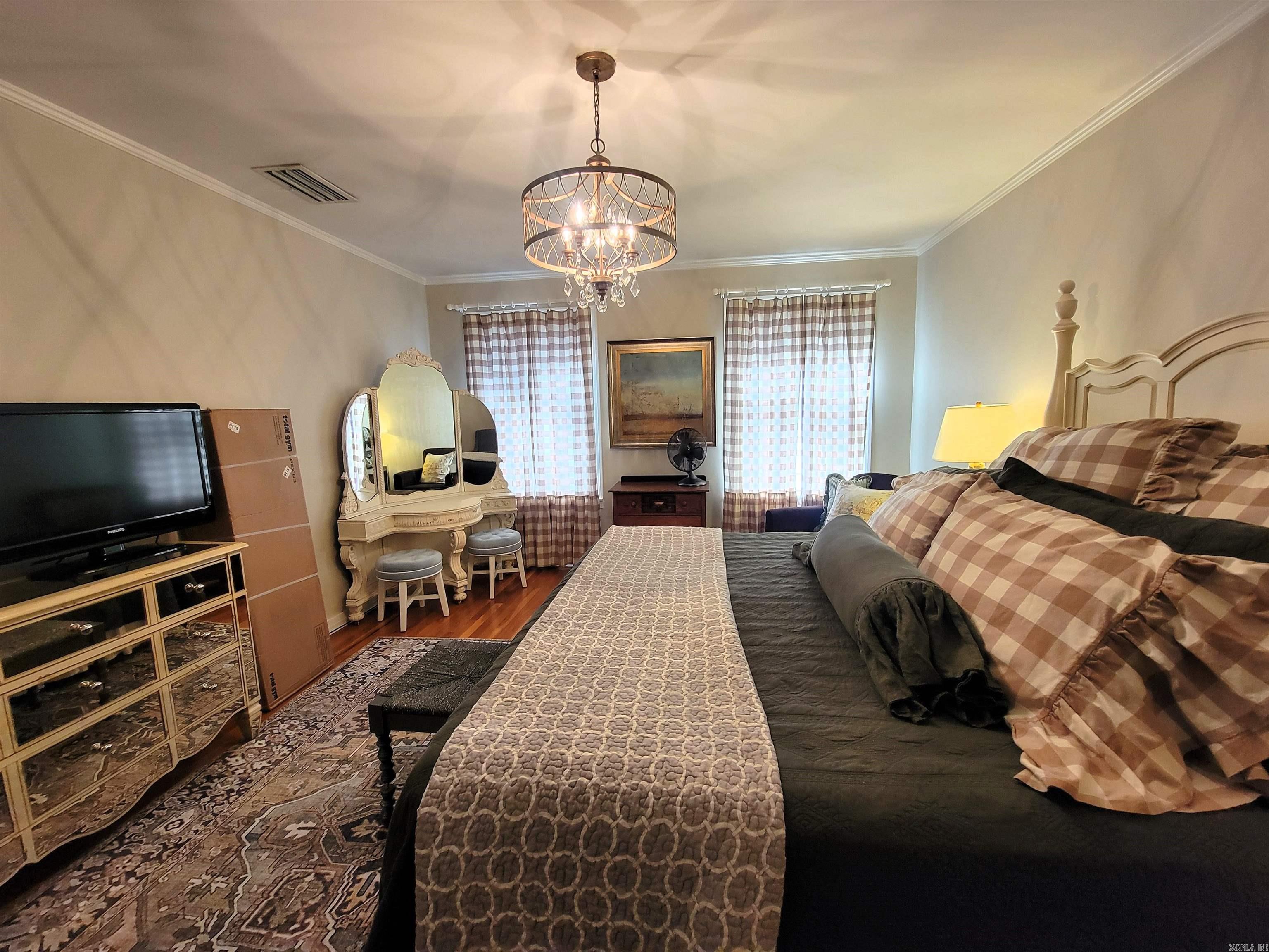 2524 Lakeshore  Lake Village, AR