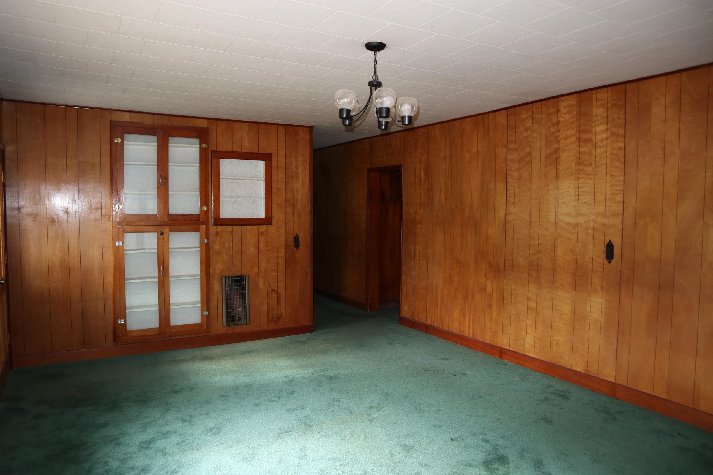 533 North St Salem, AR 72576