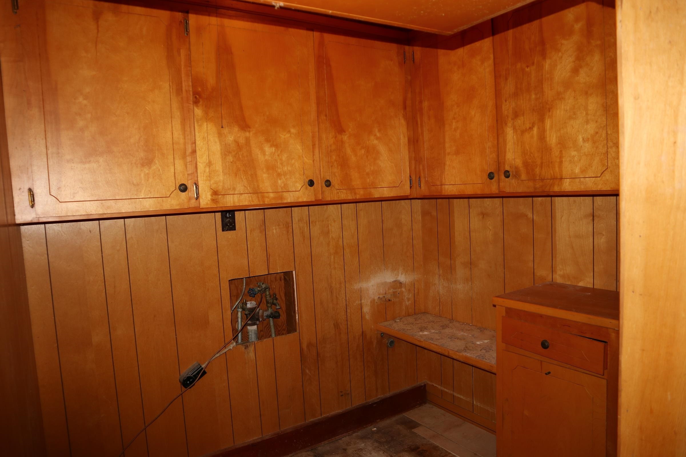 533 North St Salem, AR 72576