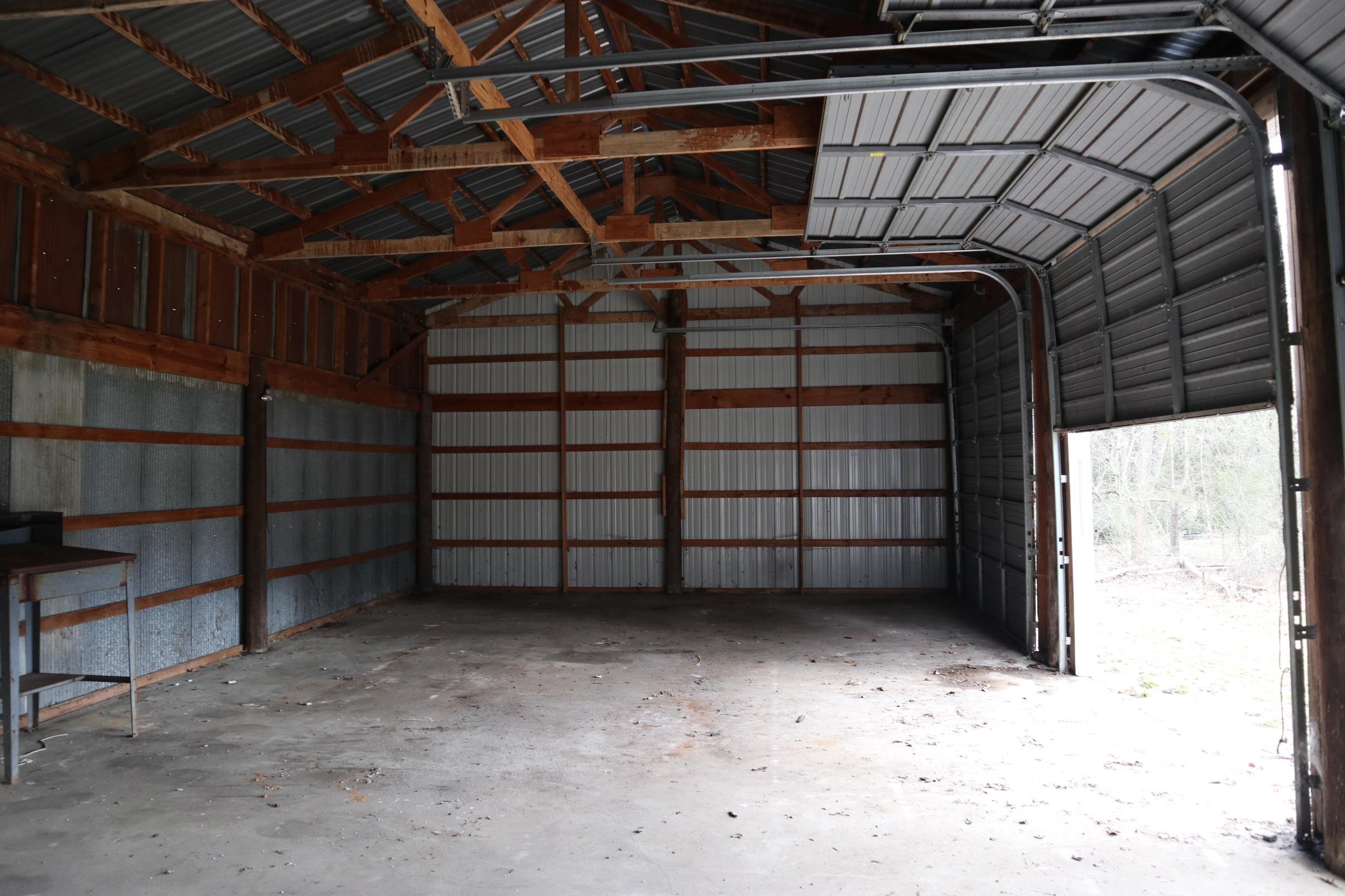 533 North St Salem, AR 72576