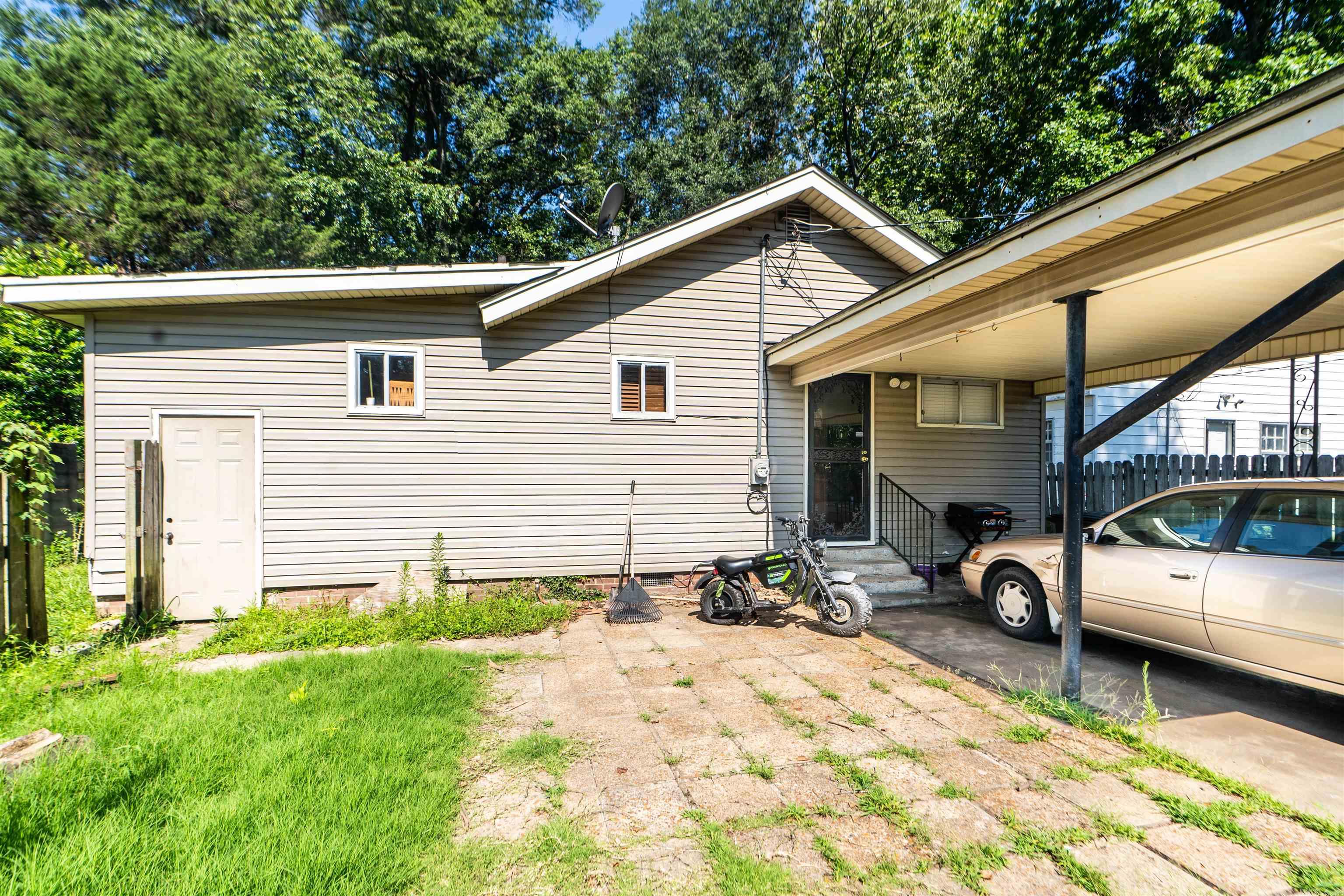 1110 N Division St  Forrest City, AR