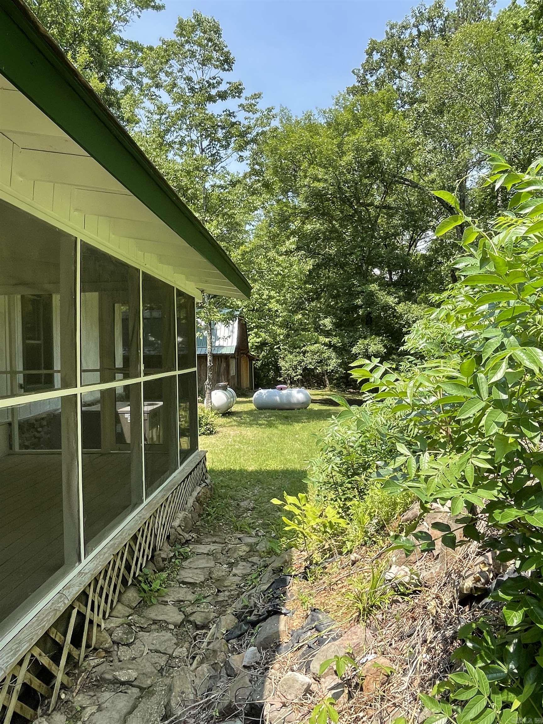 395 Wood Grove Lane Higden, AR 72067