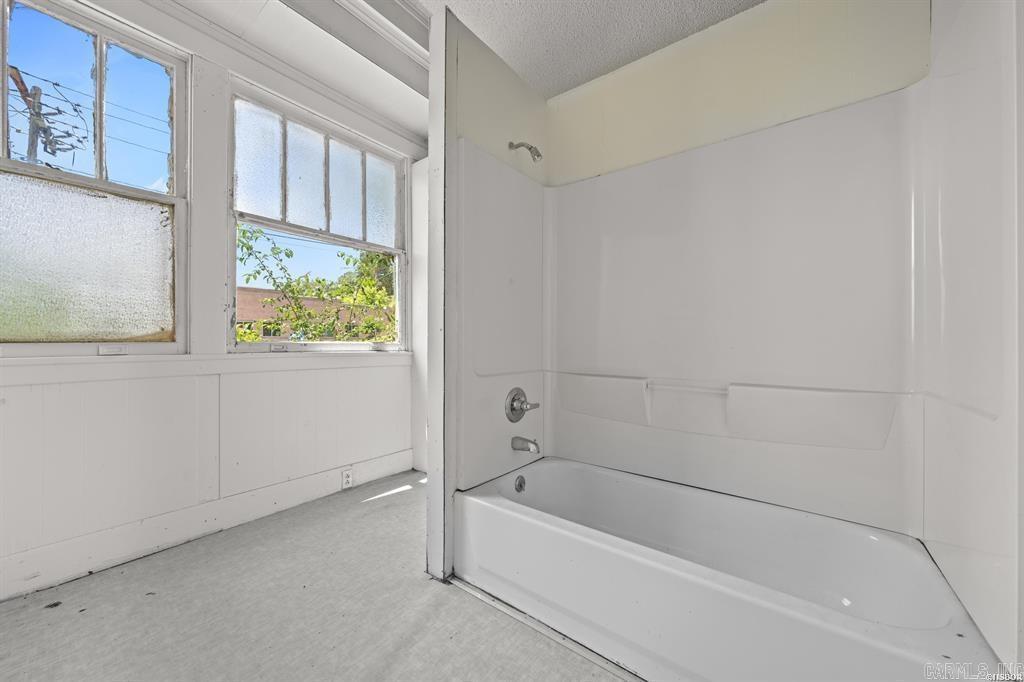 1348 Central  Hot Springs, AR