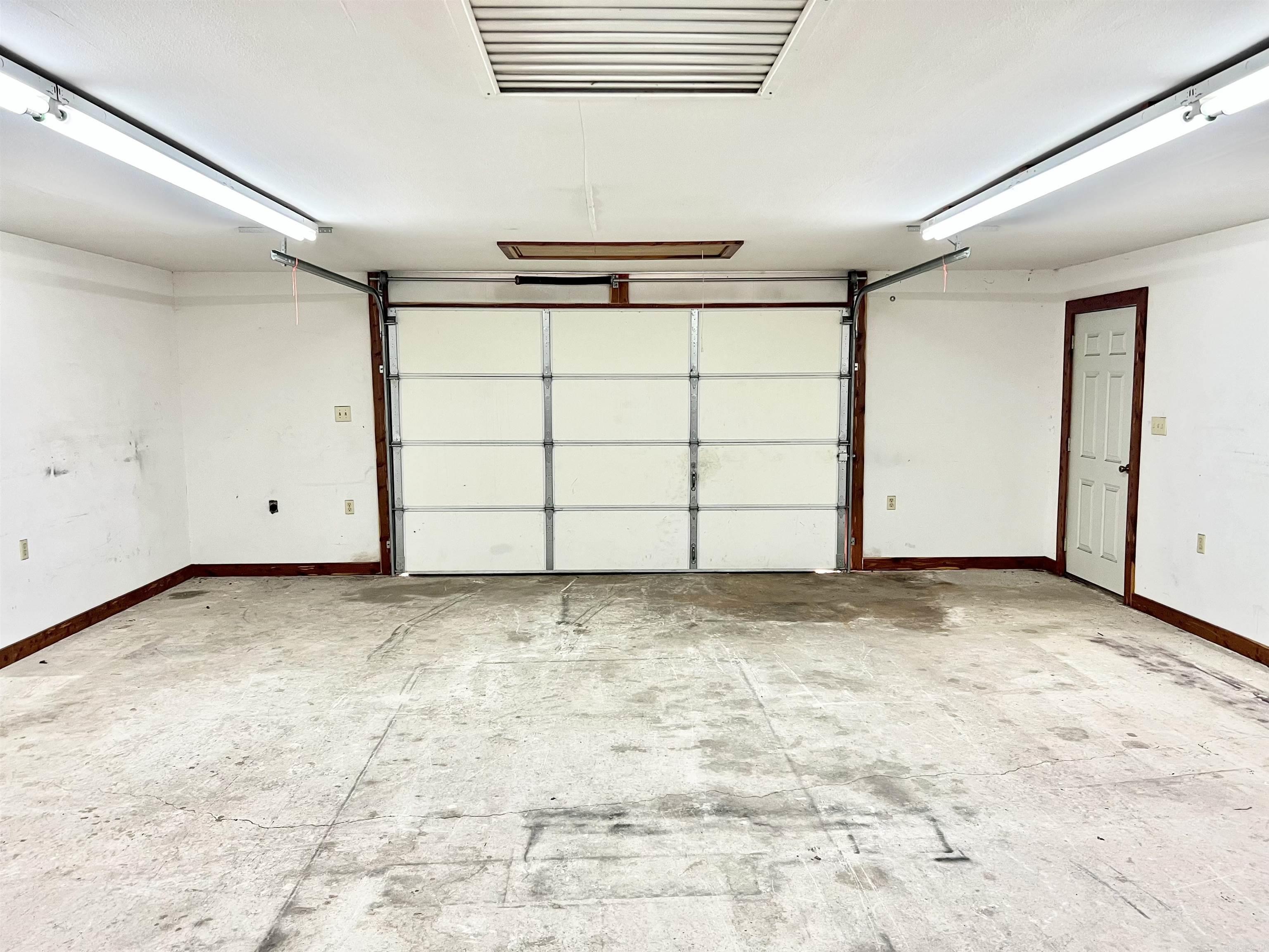 410 Davis Creek Rd. Marshall, AR 72650