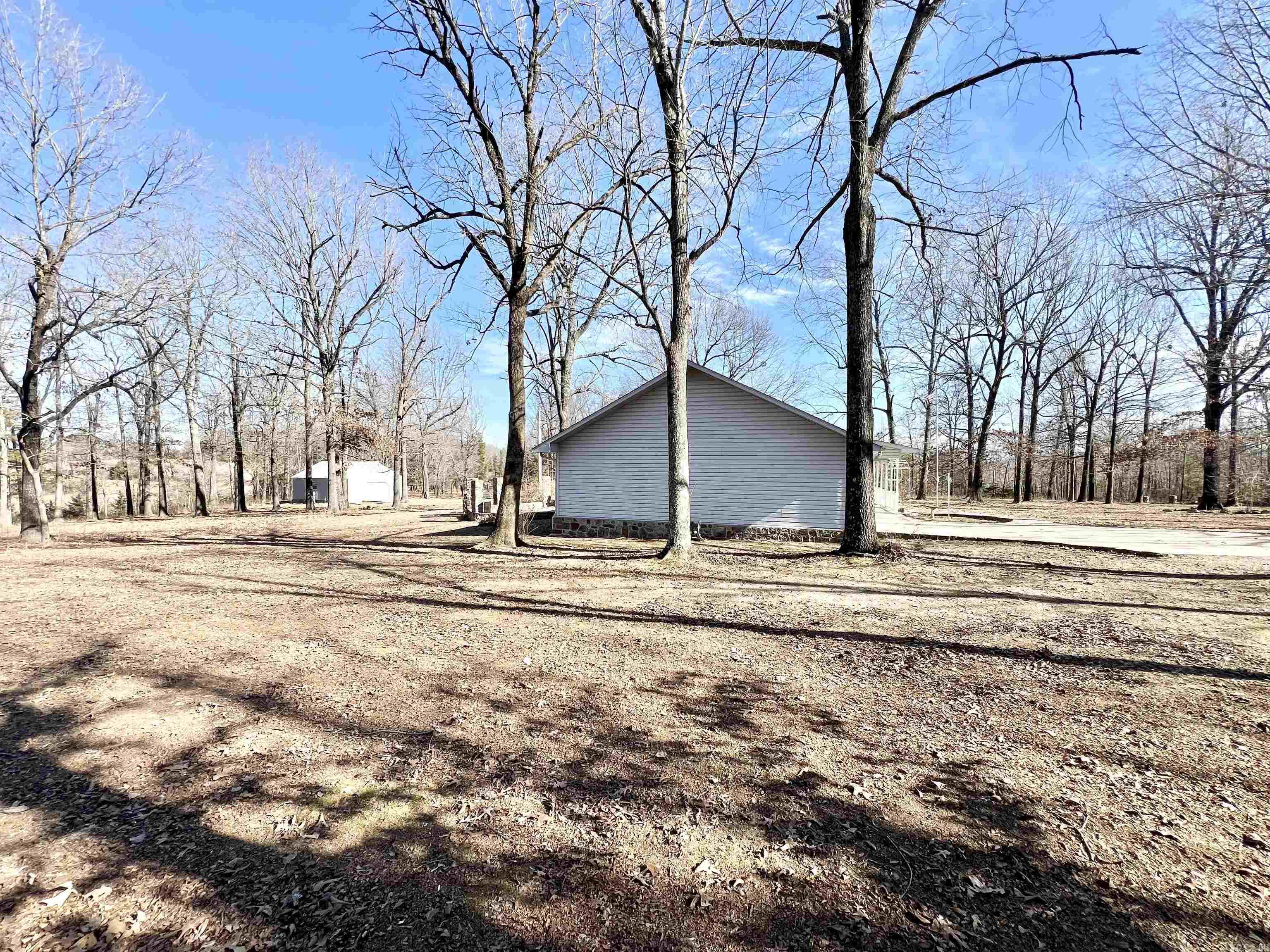 410 Davis Creek Rd. Marshall, AR 72650