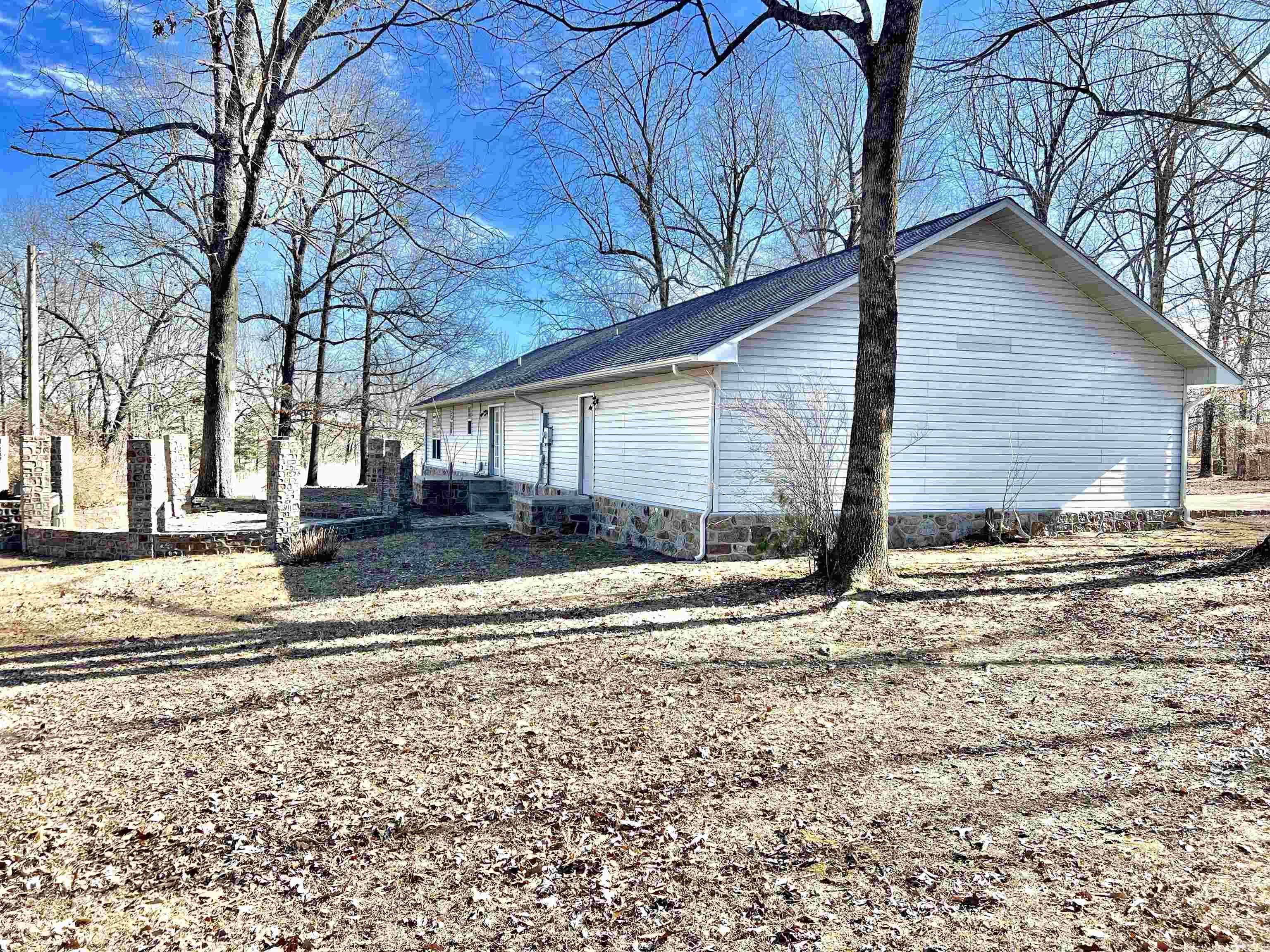 410 Davis Creek Rd. Marshall, AR 72650