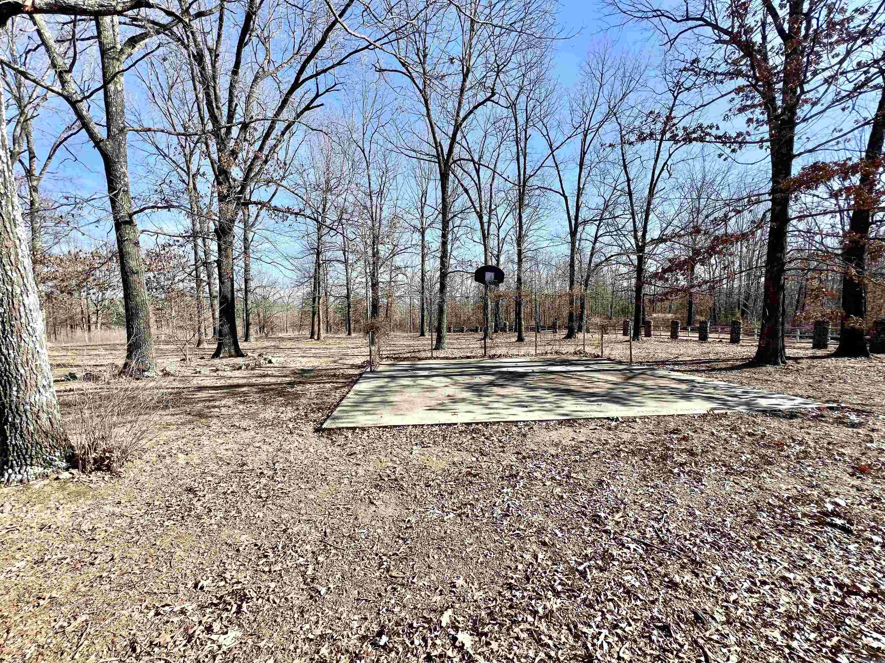 410 Davis Creek Rd. Marshall, AR 72650