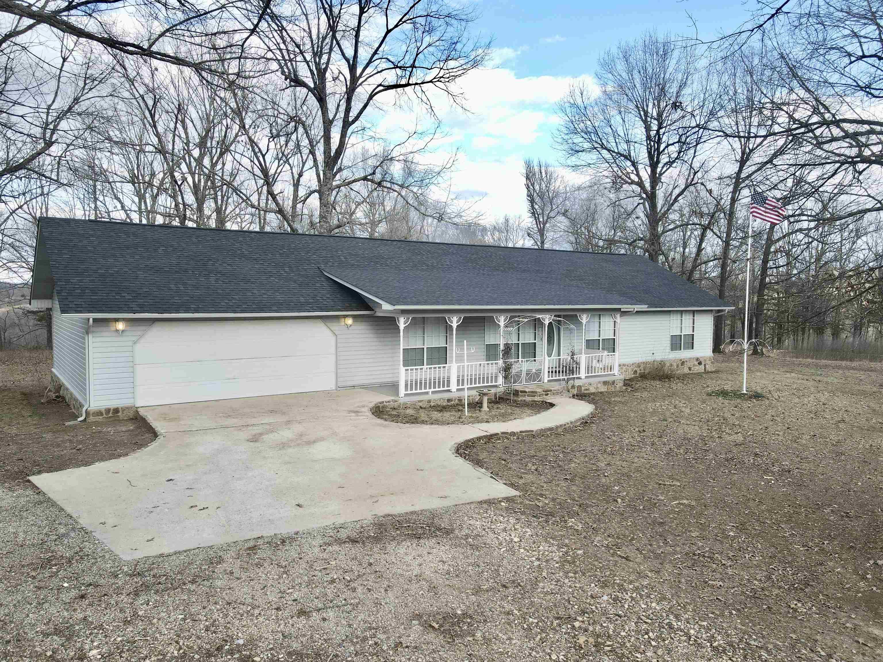 410 Davis Creek Rd. Marshall, AR 72650