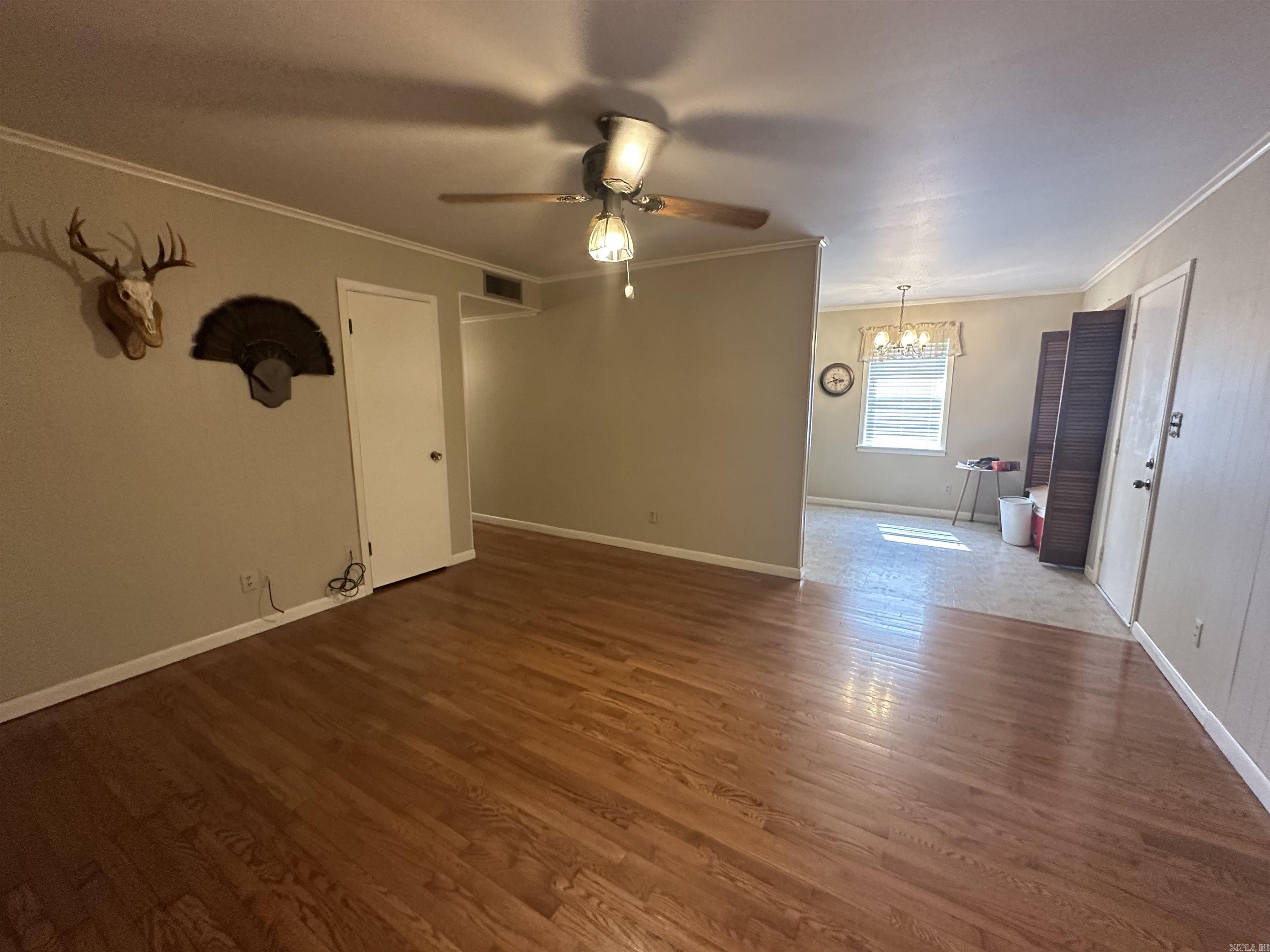 104 S Crestview  Dumas, AR