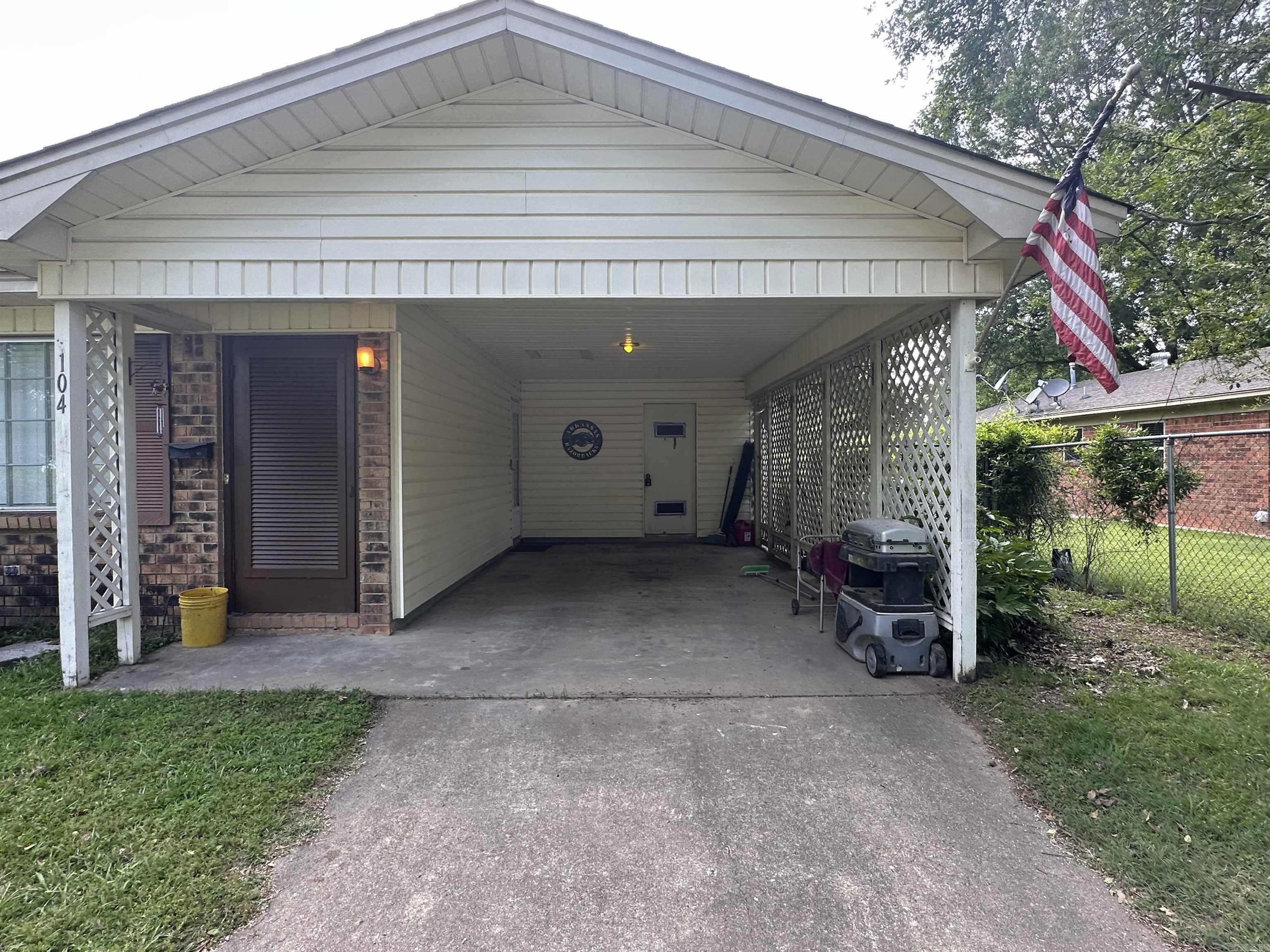 104 S Crestview  Dumas, AR