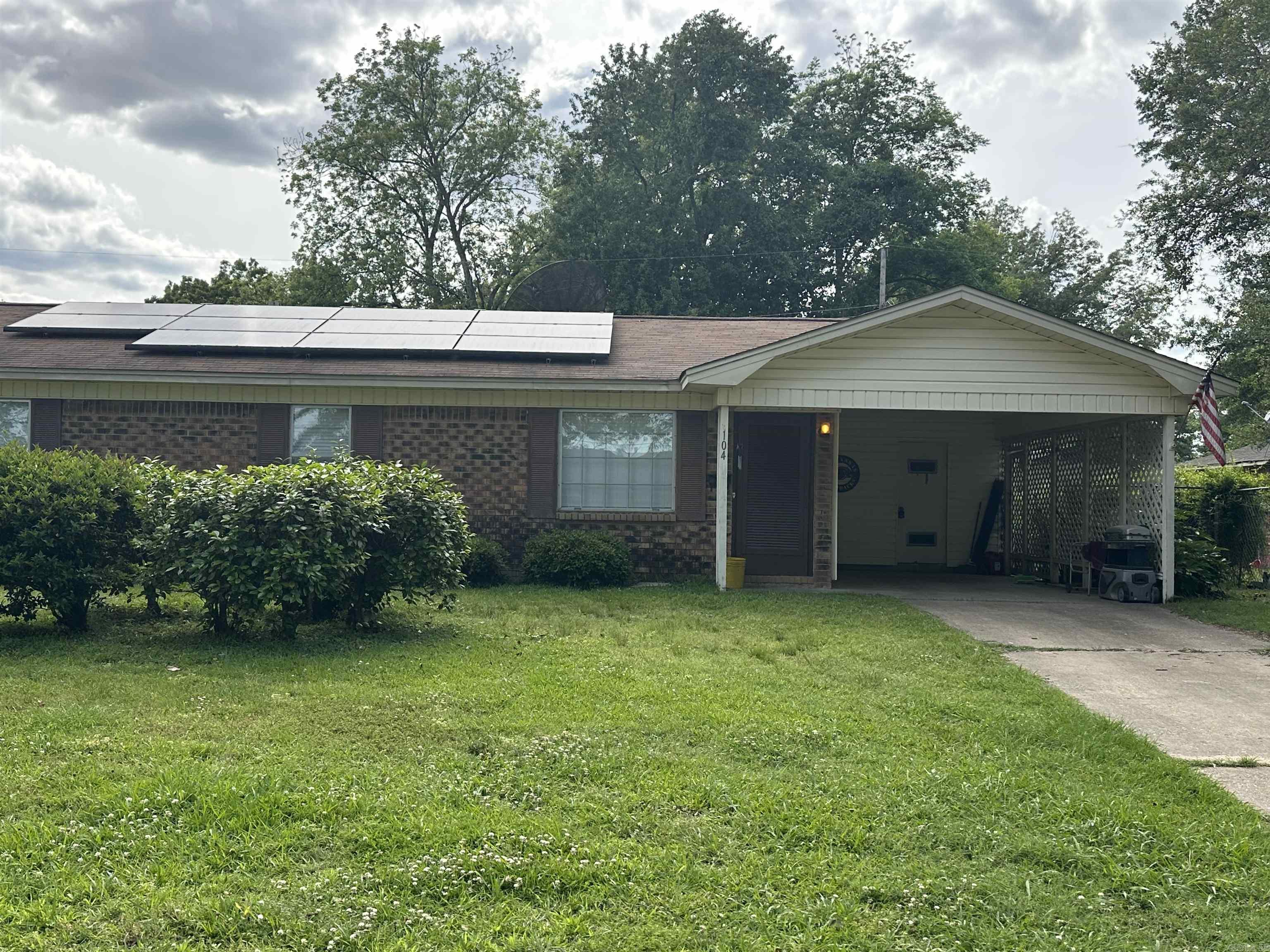 104 S Crestview  Dumas, AR