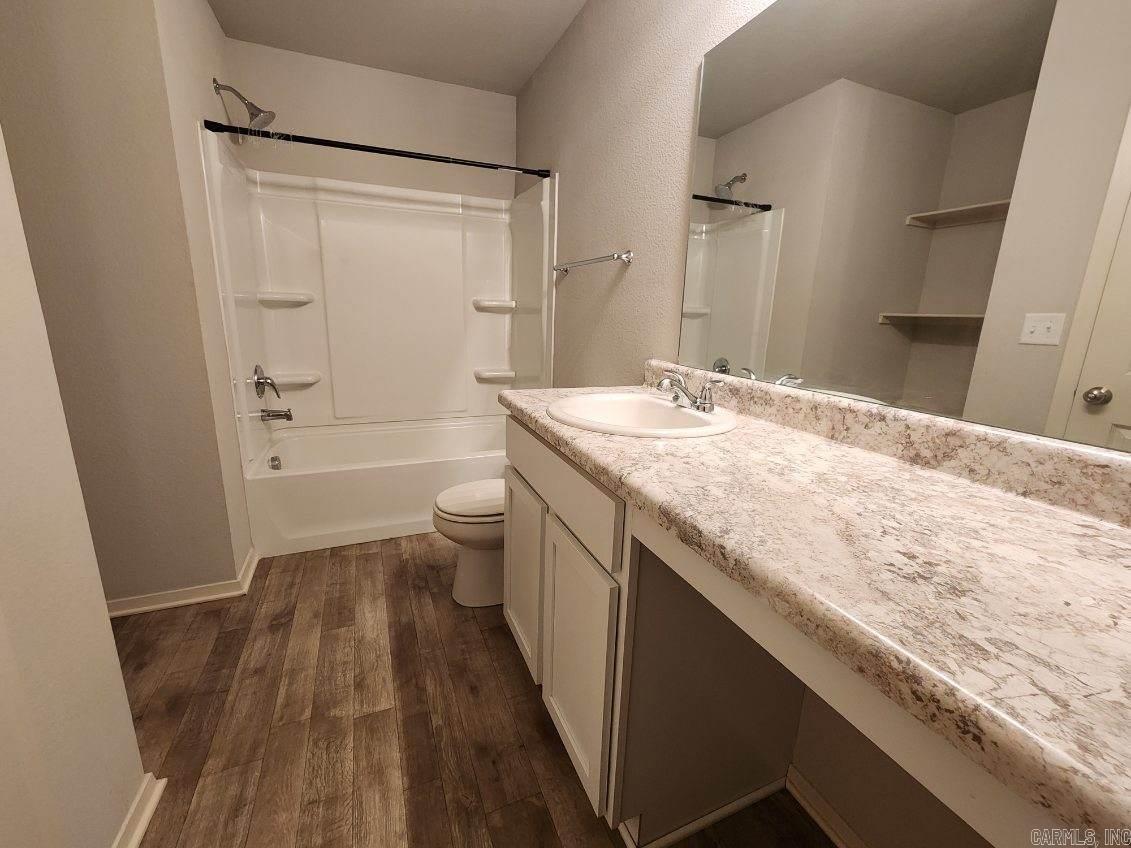 2040 River Birch  Bauxite, AR