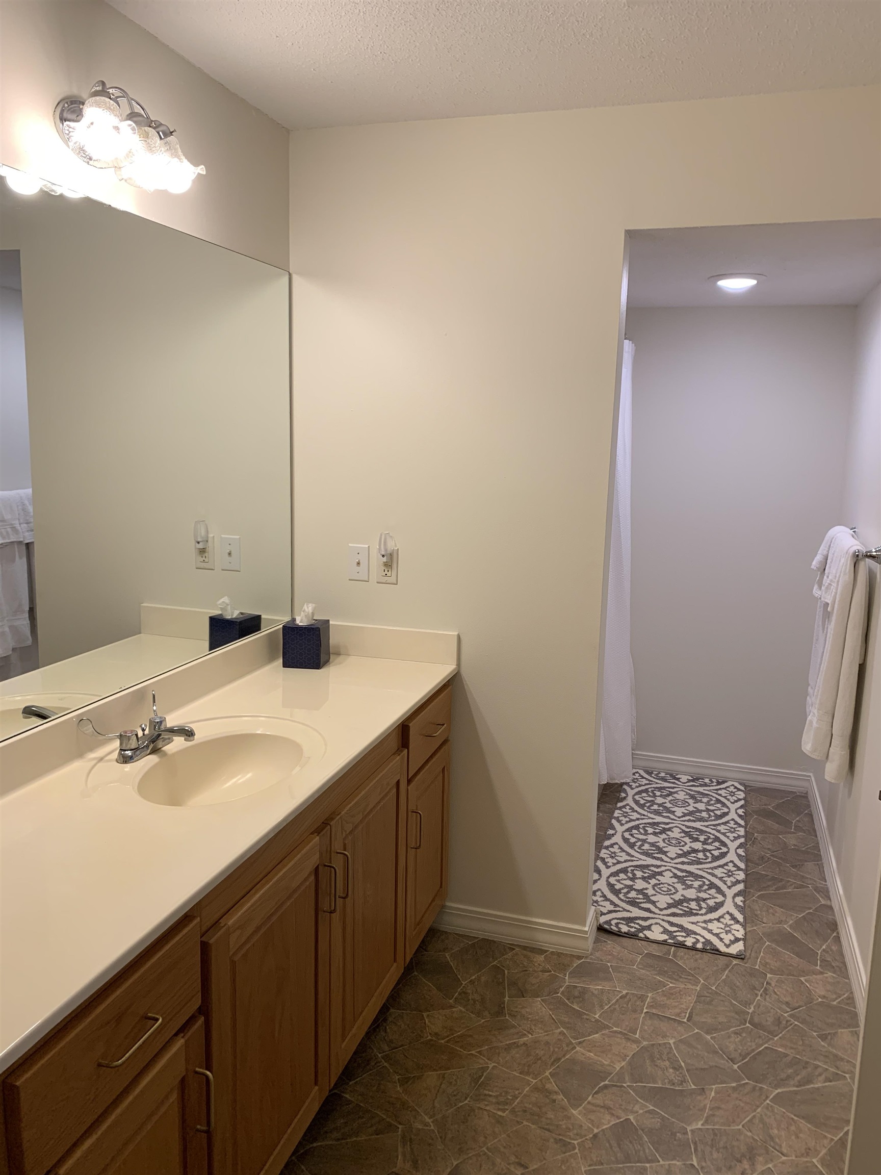 305 Chickasha  Cherokee Village, AR