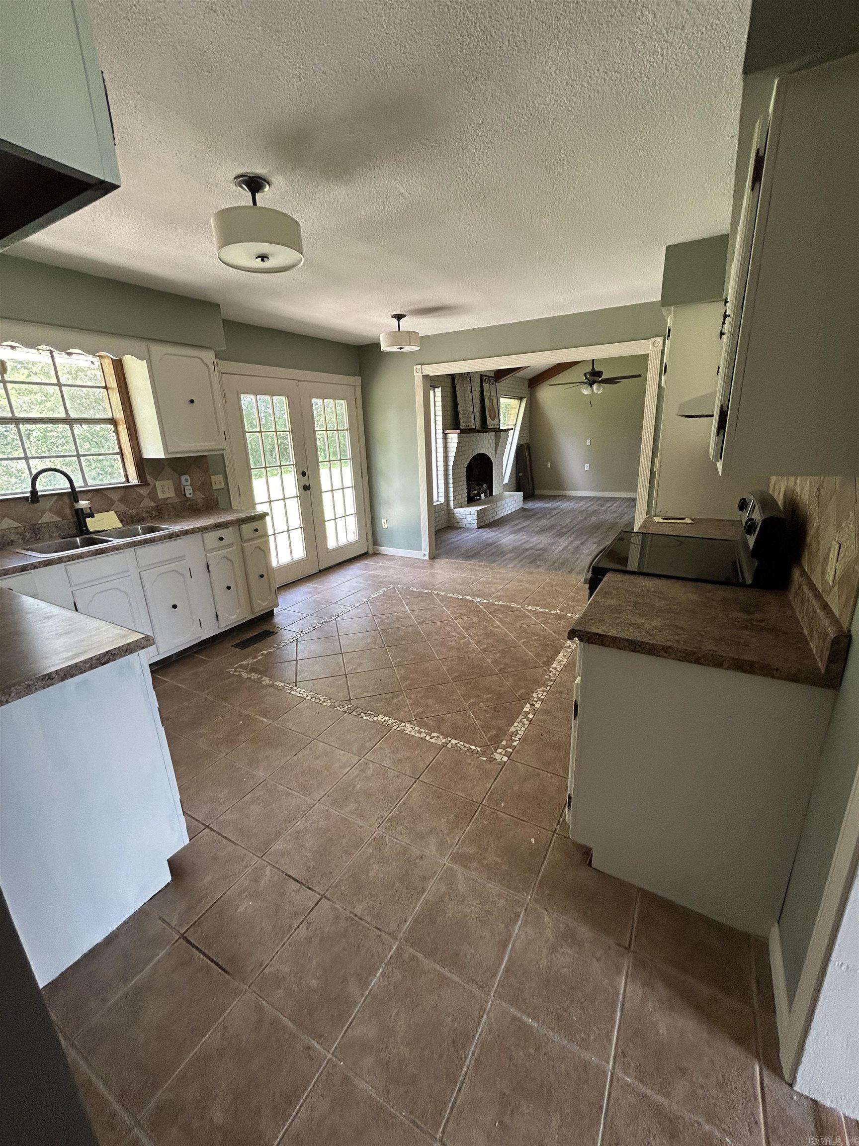 177 County Road 494 Piggott, AR 72454