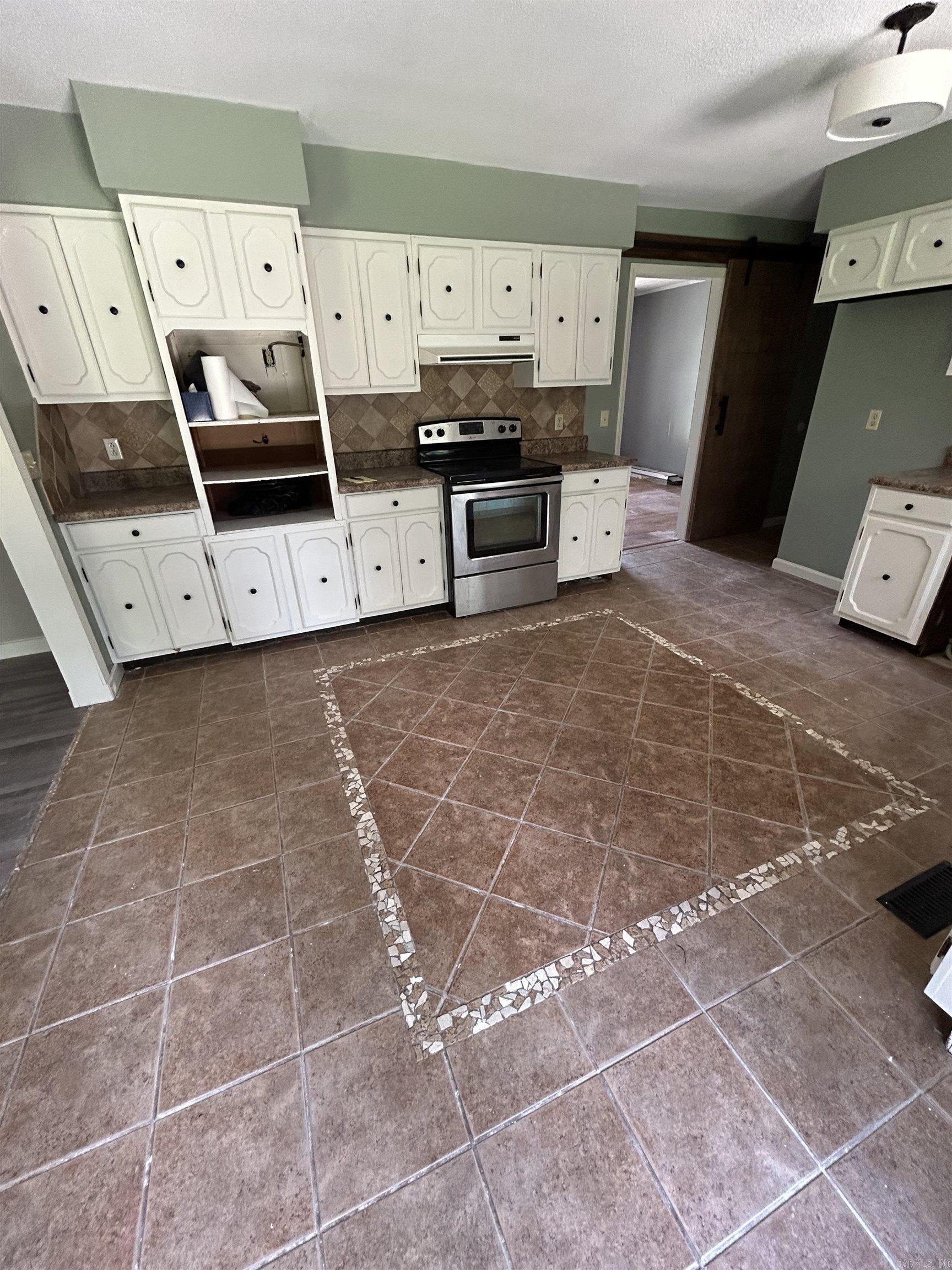 177 County Road 494 Piggott, AR 72454