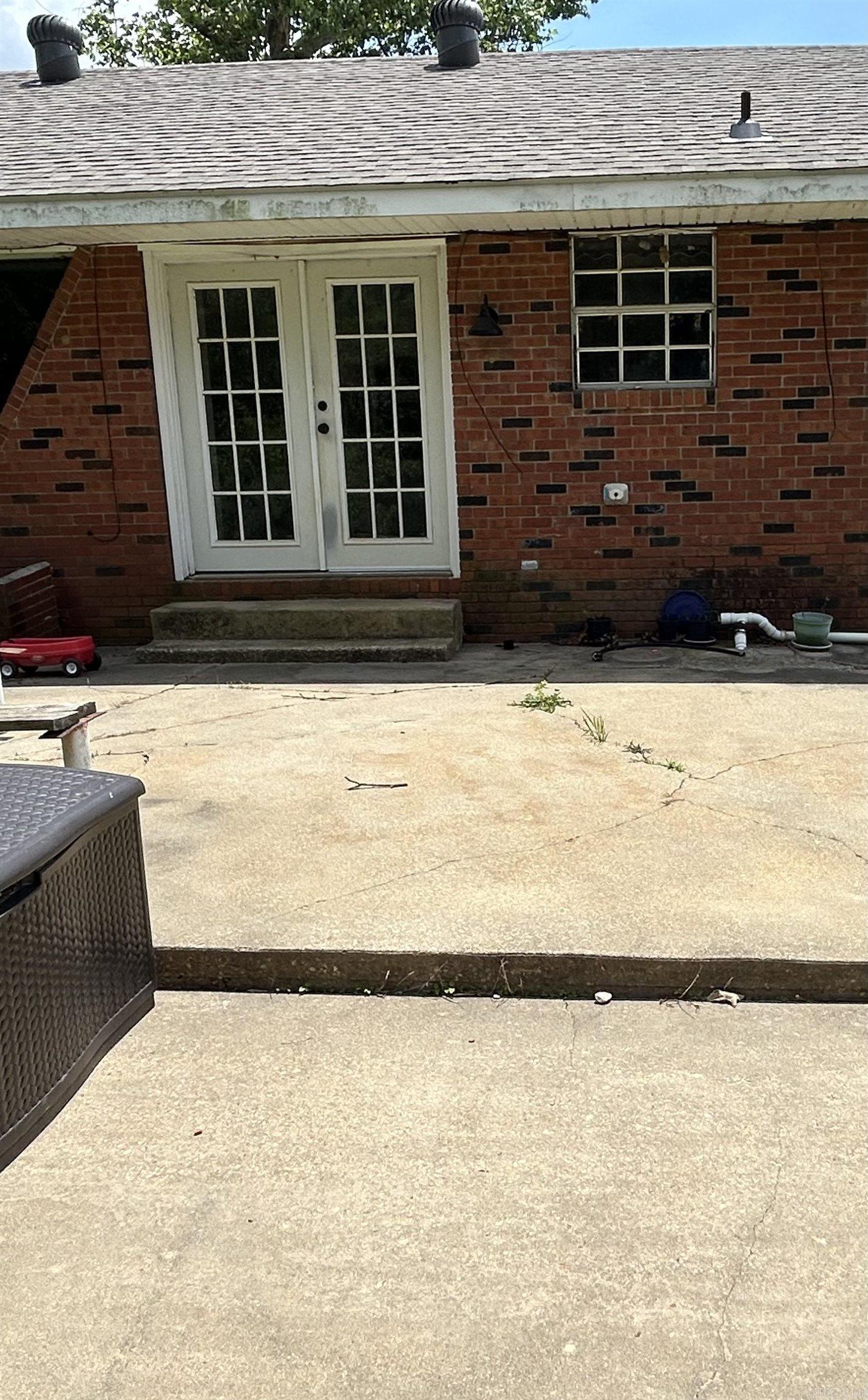 177 County Road 494 Piggott, AR 72454